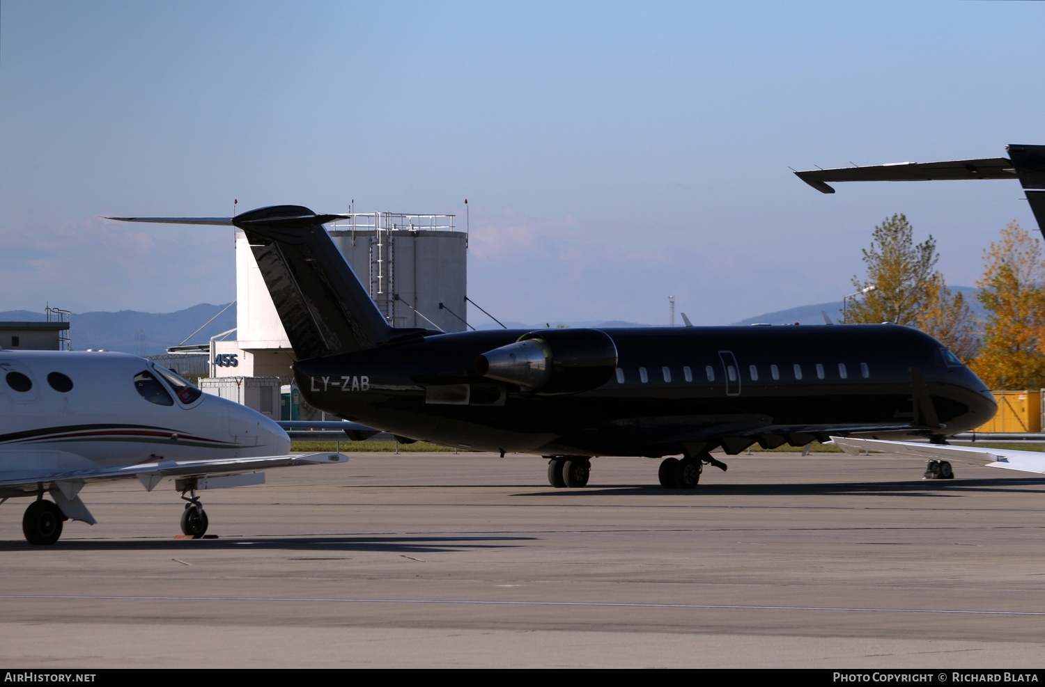 Aircraft Photo of LY-ZAB | Bombardier CRJ-200LR (CL-600-2B19) | AirHistory.net #646221