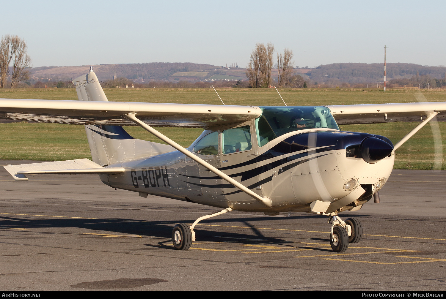 Aircraft Photo of G-BOPH | Cessna TR182 Turbo Skylane RG | AirHistory.net #646223