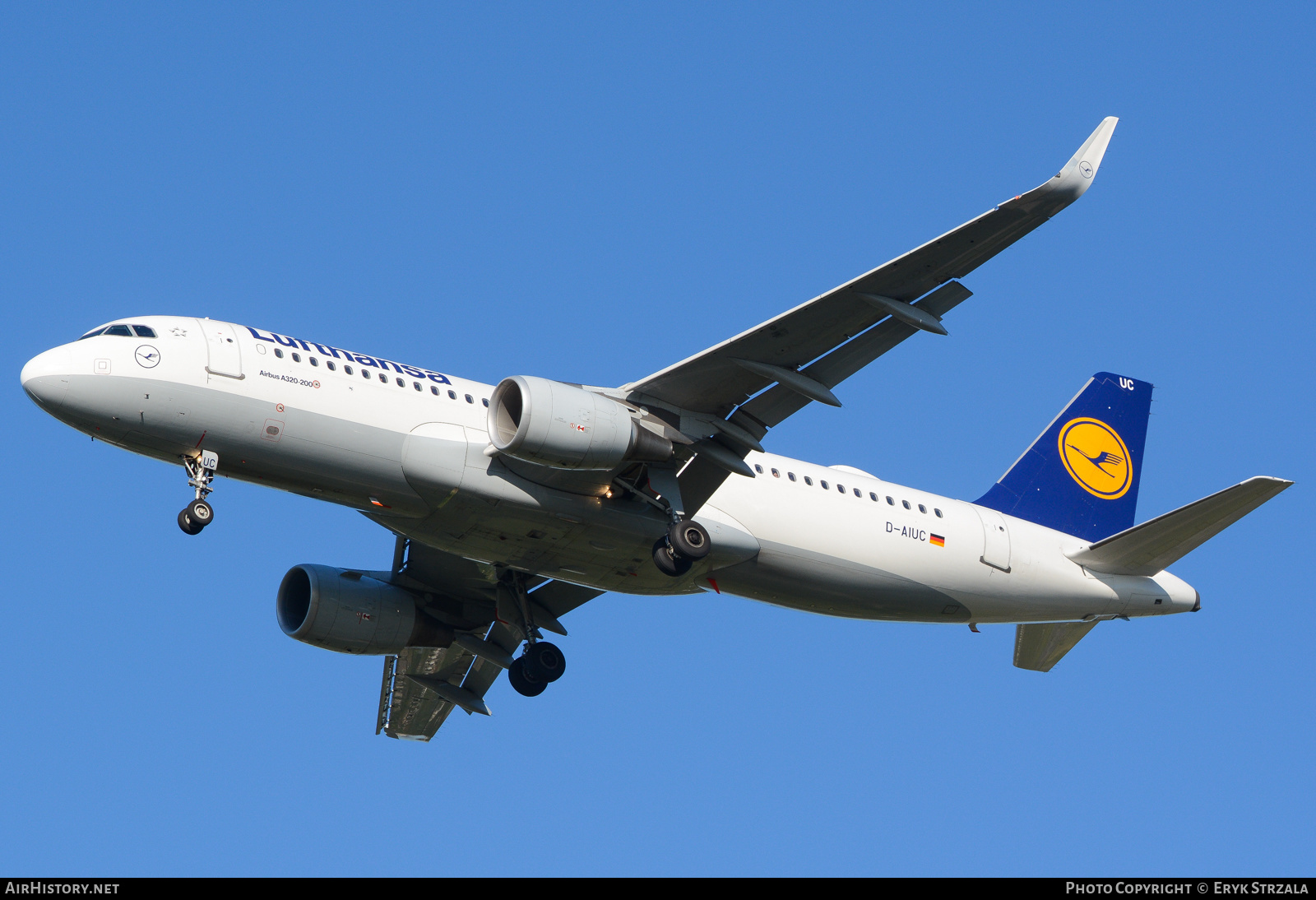 Aircraft Photo of D-AIUC | Airbus A320-214 | Lufthansa | AirHistory.net #646317
