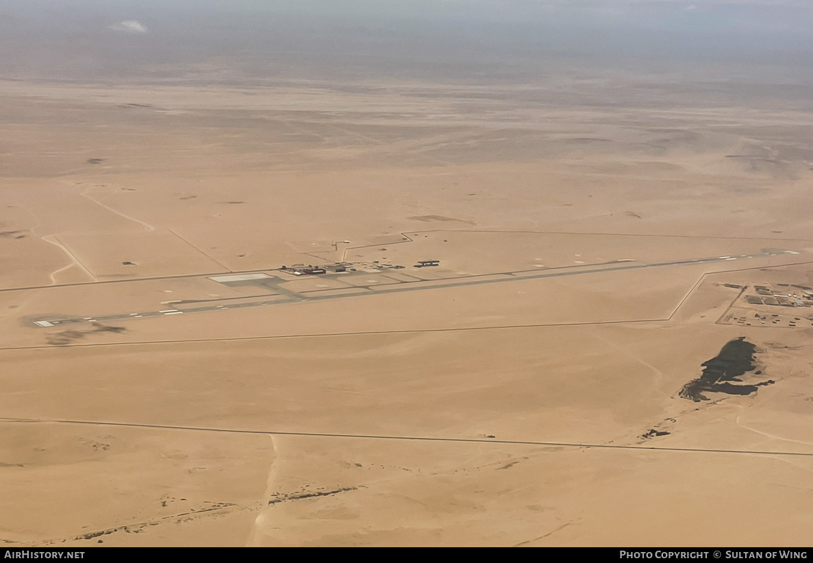 Airport photo of Walvis Bay (WVB) in Namibia | AirHistory.net #646319