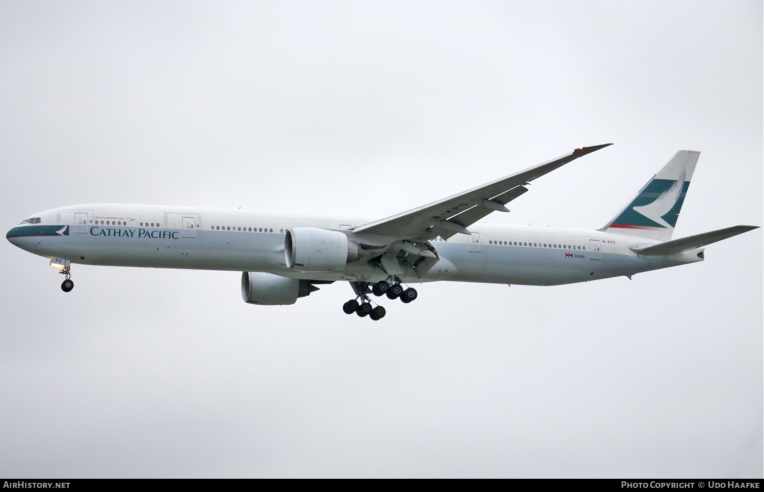 Aircraft Photo of B-KPG | Boeing 777-367/ER | Cathay Pacific Airways | AirHistory.net #646326