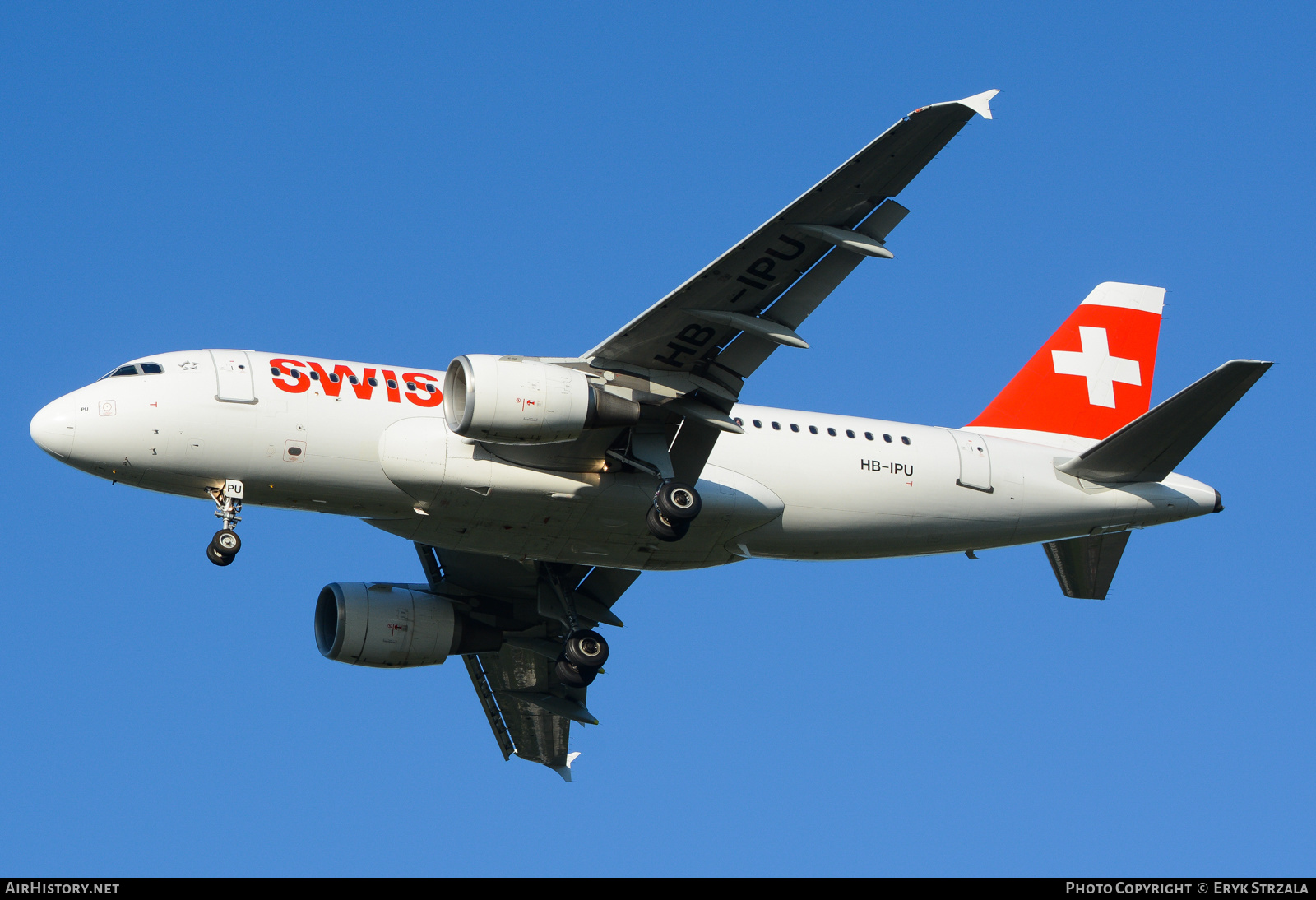 Aircraft Photo of HB-IPU | Airbus A319-112 | Swiss International Air Lines | AirHistory.net #646394