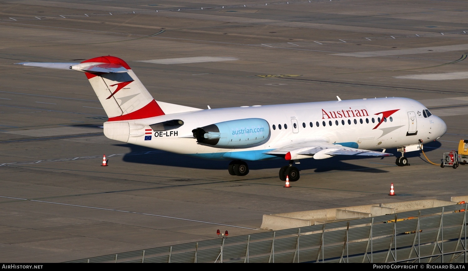 Aircraft Photo of OE-LFH | Fokker 70 (F28-0070) | Austrian Airlines | AirHistory.net #646462