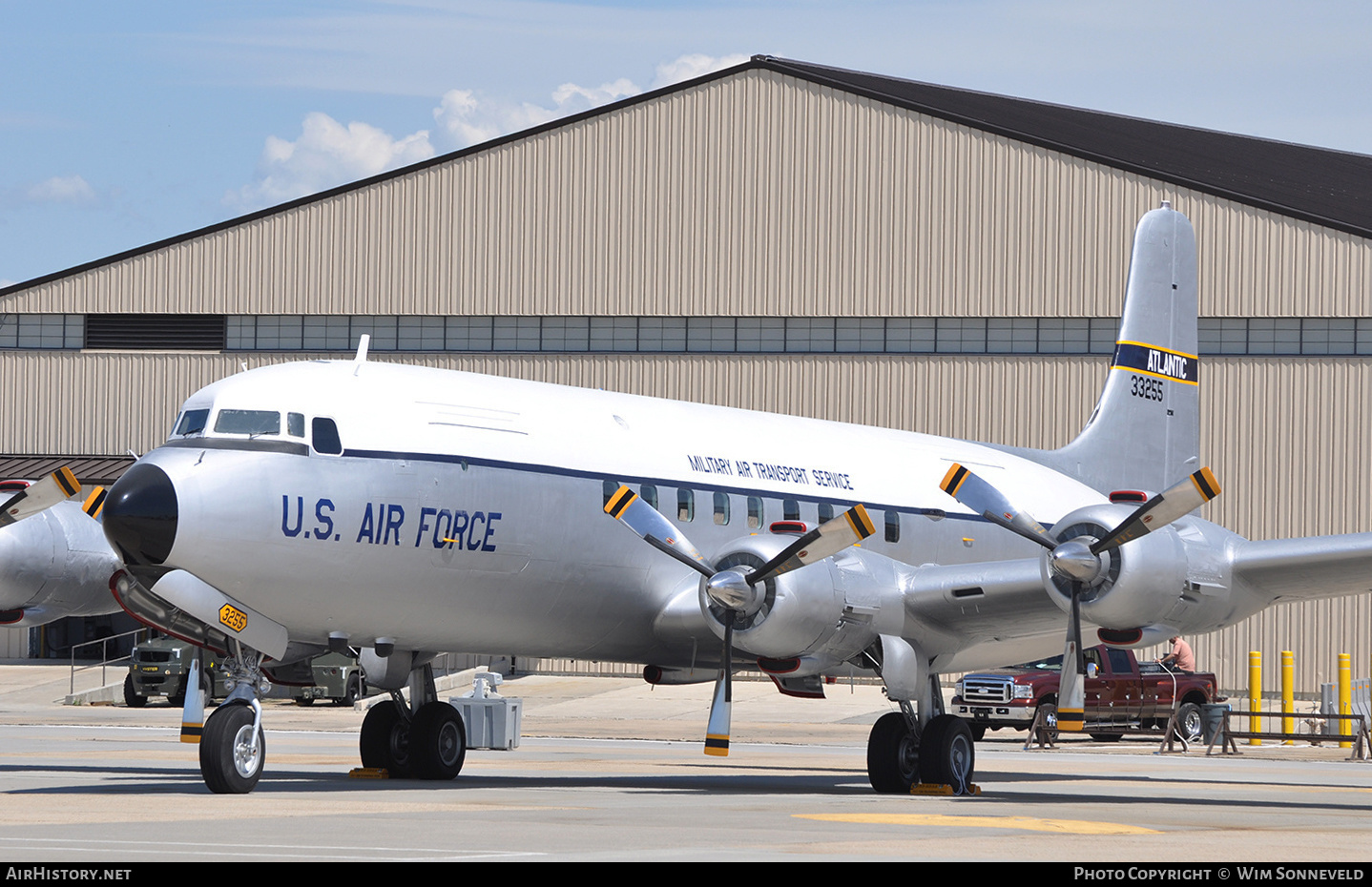 Aircraft Photo of 53-3255 / 33255 | Douglas C-118A Liftmaster (DC-6A) | USA - Air Force | AirHistory.net #646670