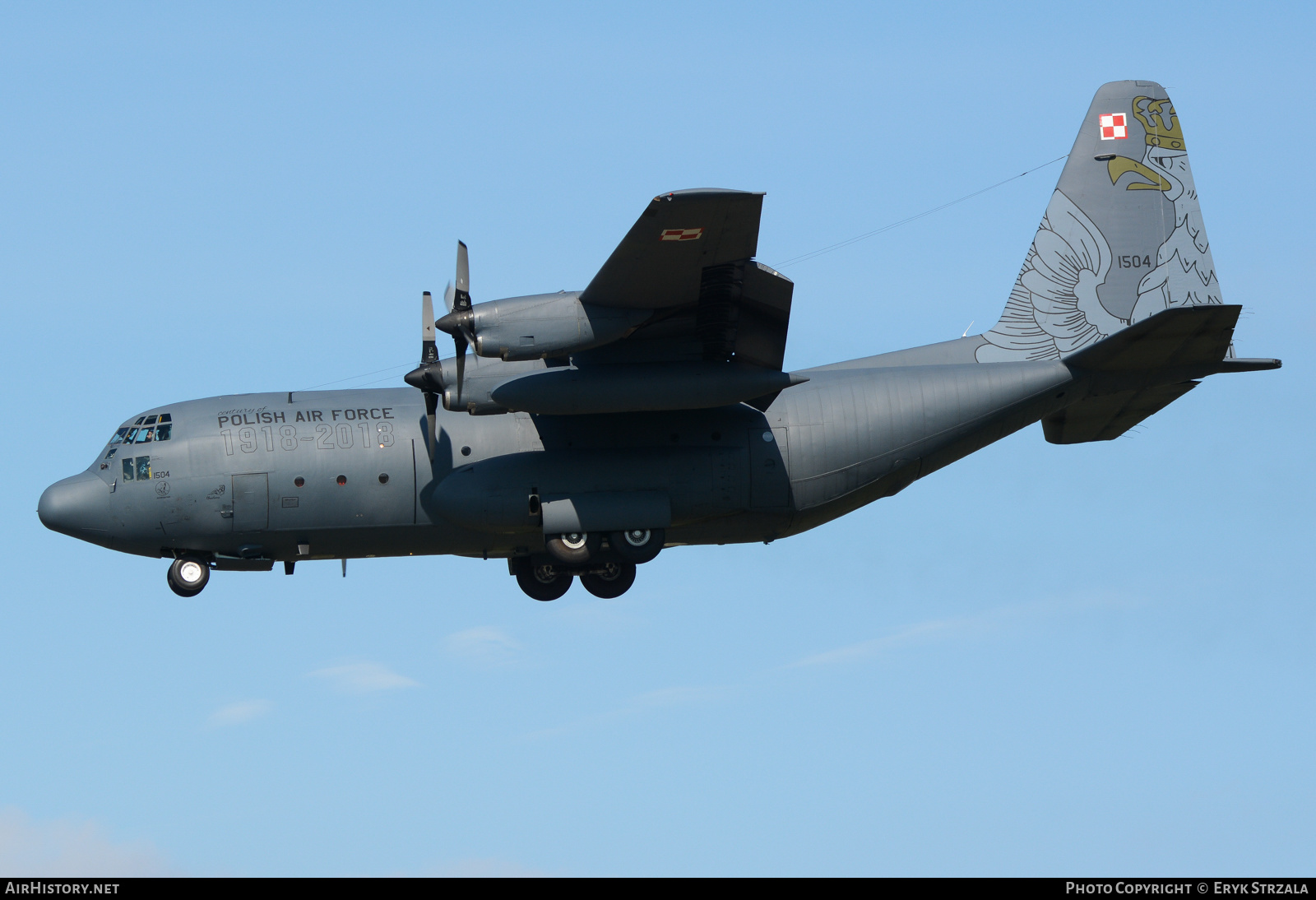 Aircraft Photo of 1504 | Lockheed C-130E Hercules (L-382) | Poland - Air Force | AirHistory.net #646711