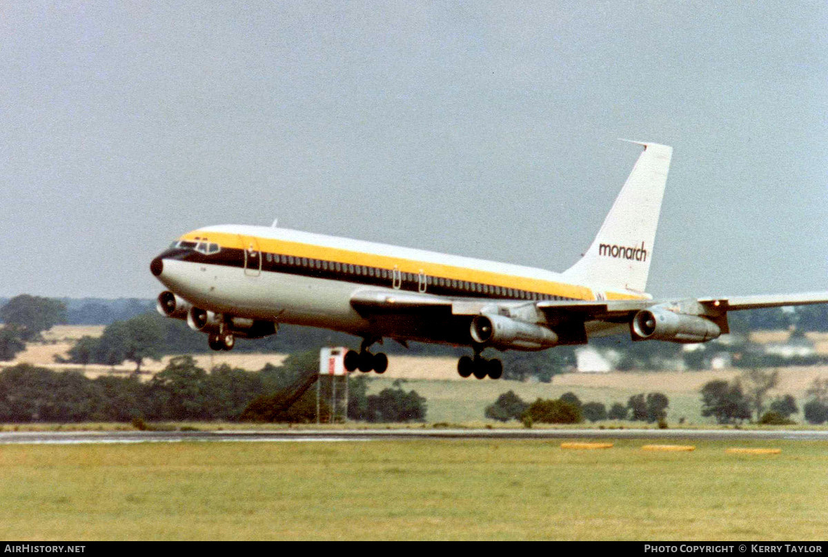 Aircraft Photo of G-AZKM | Boeing 720-051B | Monarch Airlines | AirHistory.net #646723