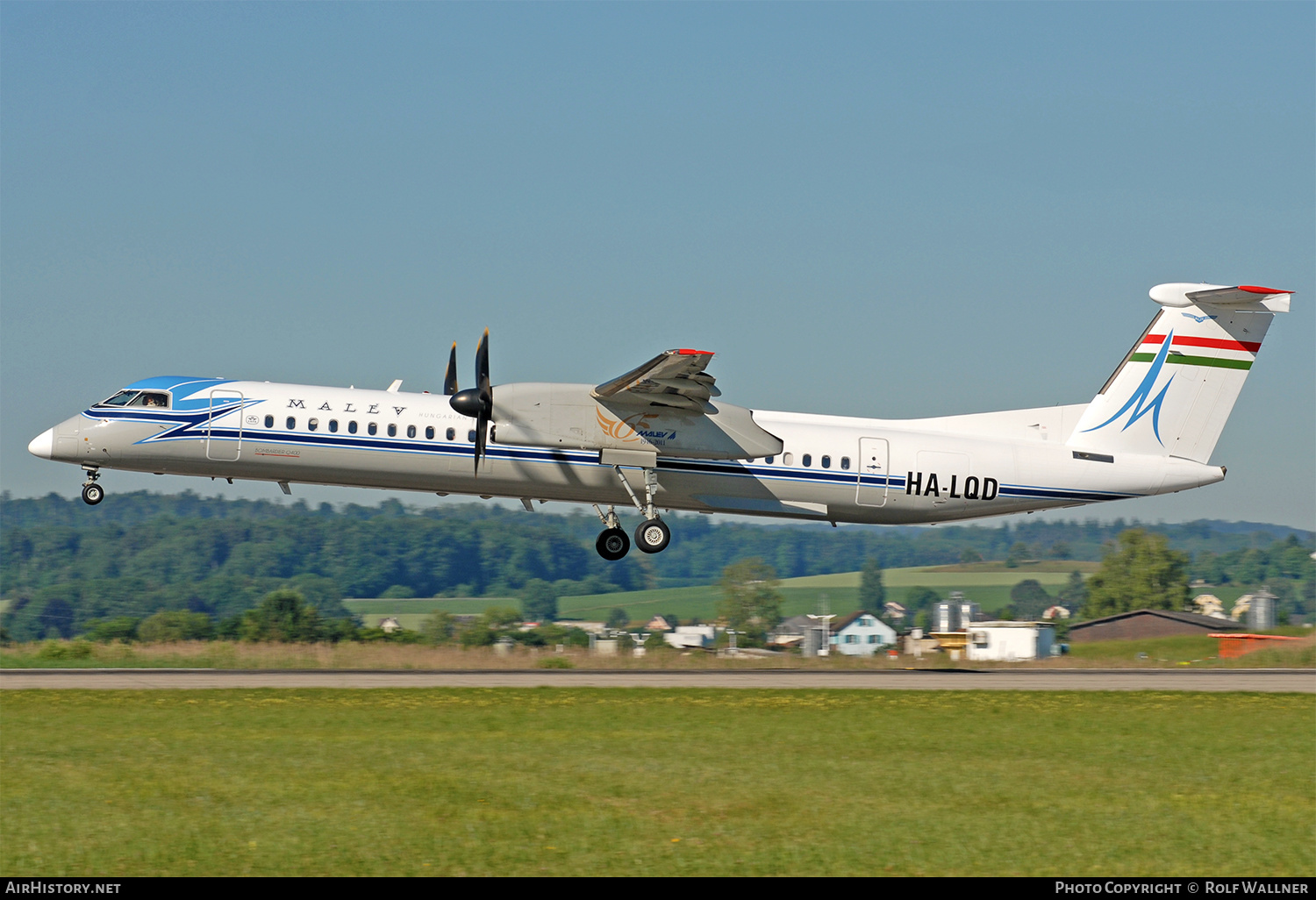 Aircraft Photo of HA-LQD | Bombardier DHC-8-402 Dash 8 | Malév - Hungarian Airlines | AirHistory.net #646729