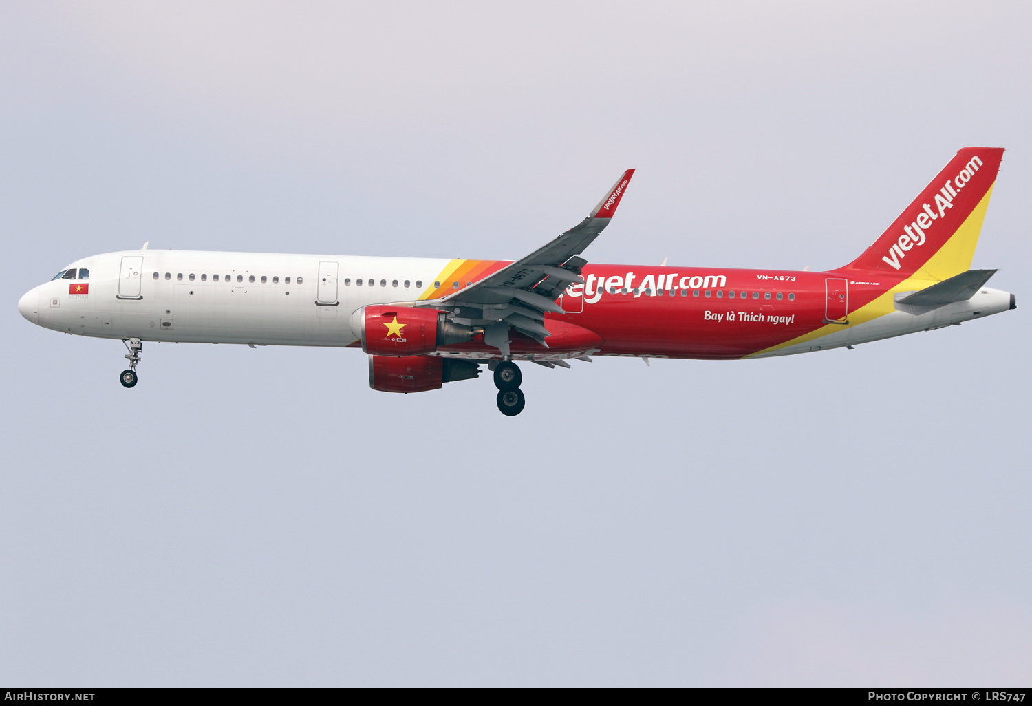 Aircraft Photo of VN-A673 | Airbus A321-211 | VietJet Air | AirHistory.net #646761