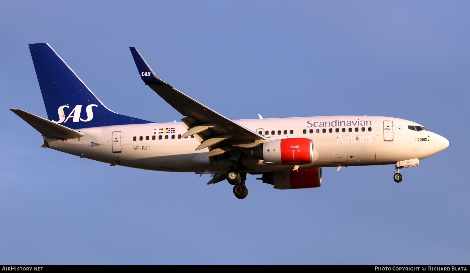 Aircraft Photo of SE-RJT | Boeing 737-76N | Scandinavian Airlines - SAS | AirHistory.net #646789