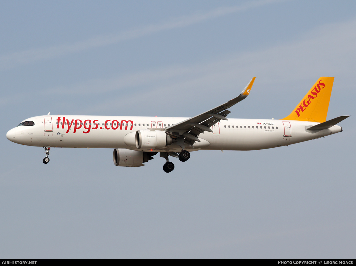 Aircraft Photo of TC-RBO | Airbus A321-251NX | Pegasus Airlines | AirHistory.net #646824
