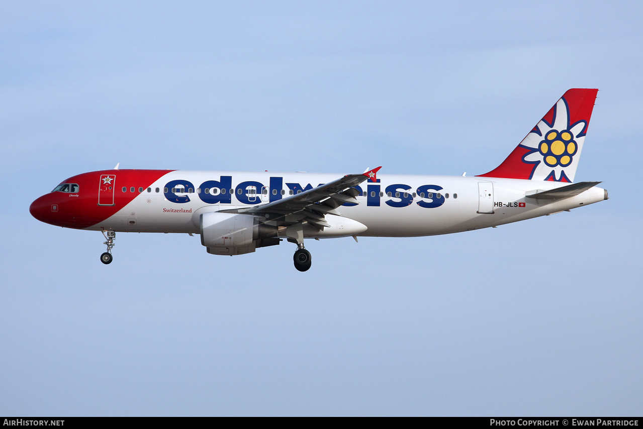 Aircraft Photo of HB-JLS | Airbus A320-214 | Edelweiss Air | AirHistory.net #646828