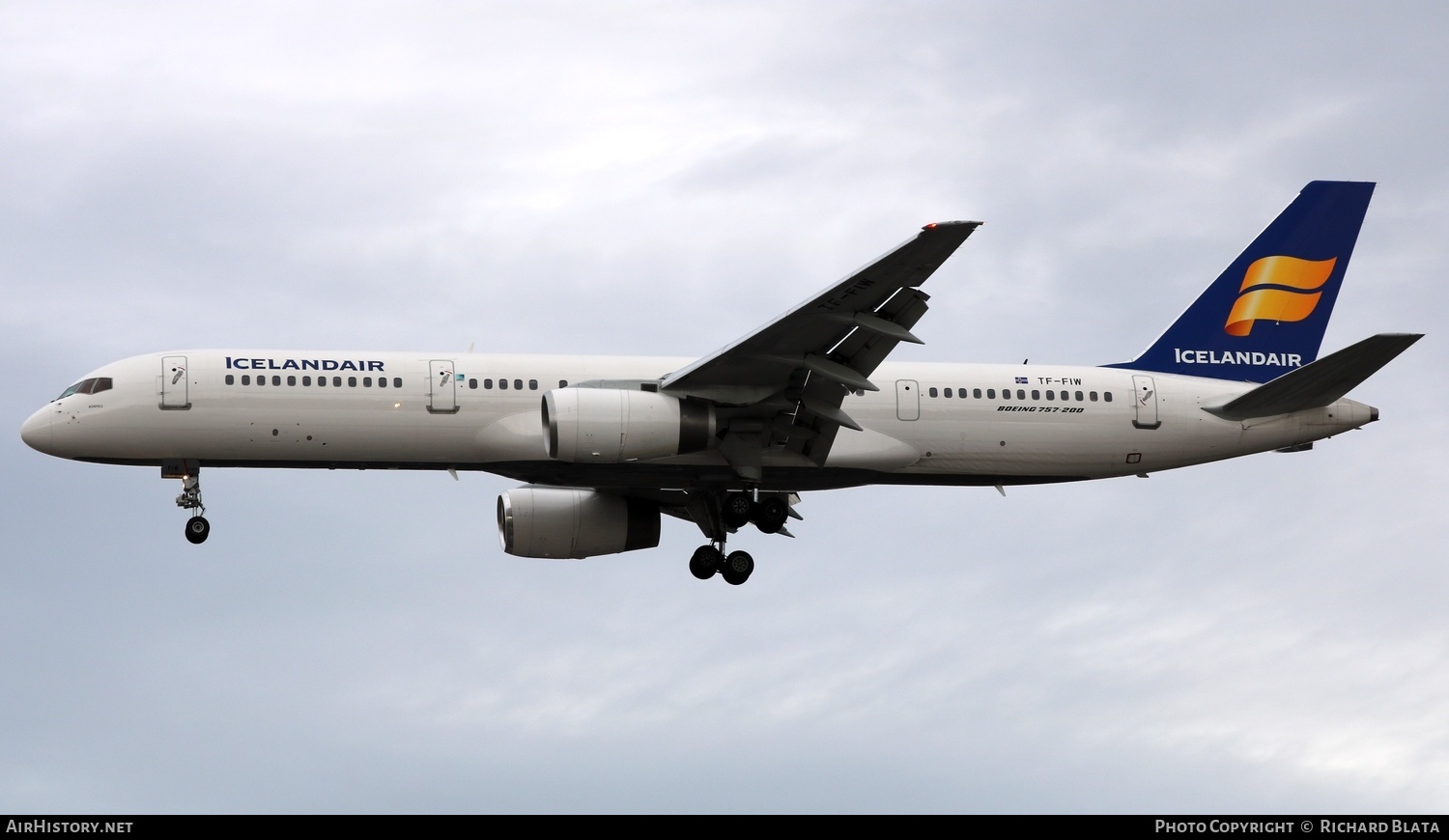 Aircraft Photo of TF-FIW | Boeing 757-27B | Icelandair | AirHistory.net #646869