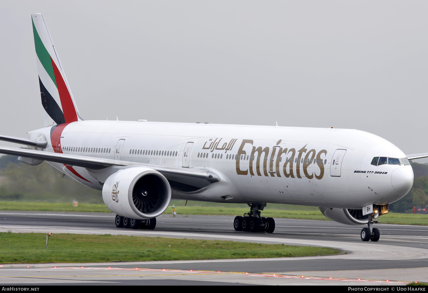 Aircraft Photo of A6-EBH | Boeing 777-31H/ER | Emirates | AirHistory.net #646872