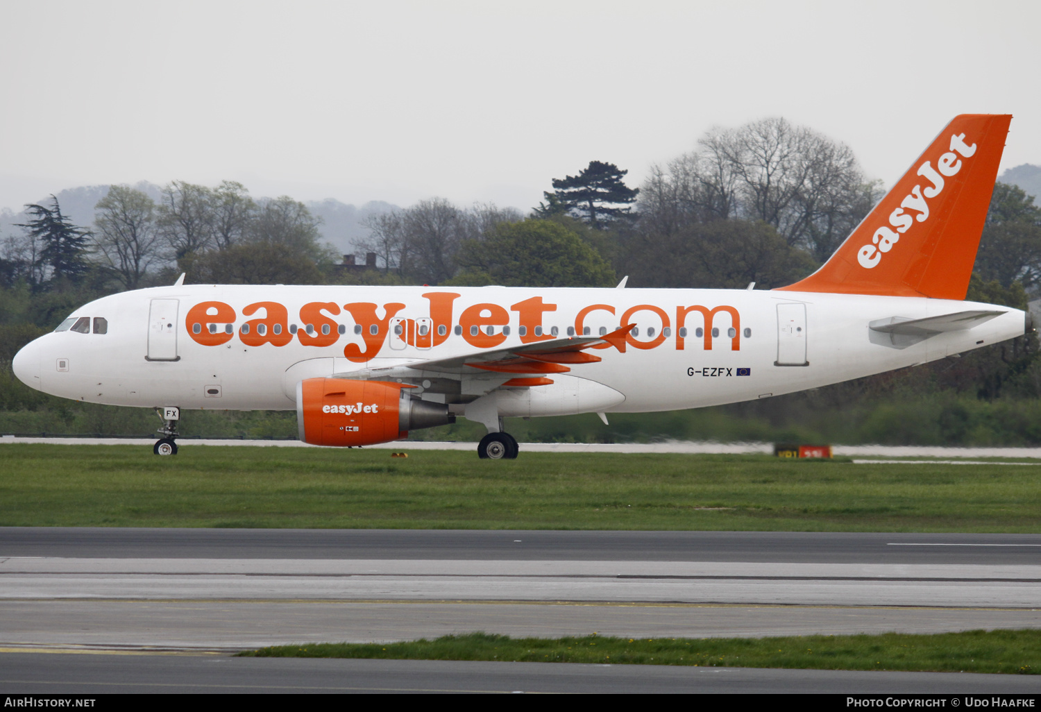 Aircraft Photo of G-EZFX | Airbus A319-111 | EasyJet | AirHistory.net #646873