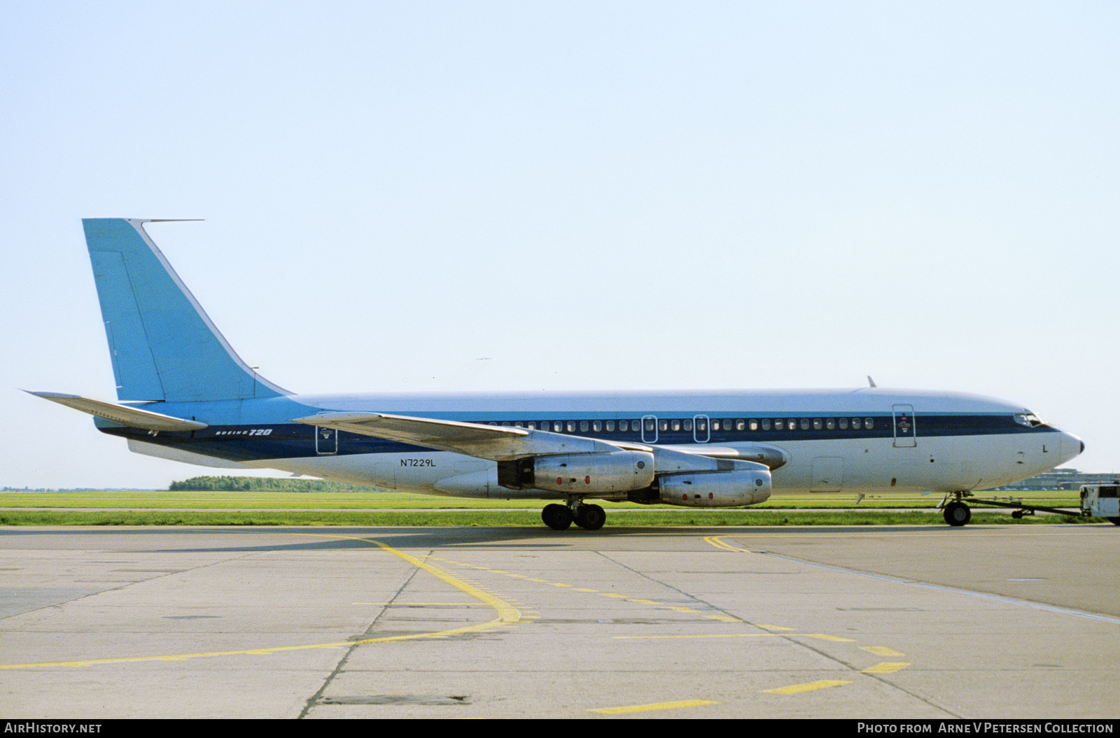 Aircraft Photo of N7229L | Boeing 720-025 | AirHistory.net #646883