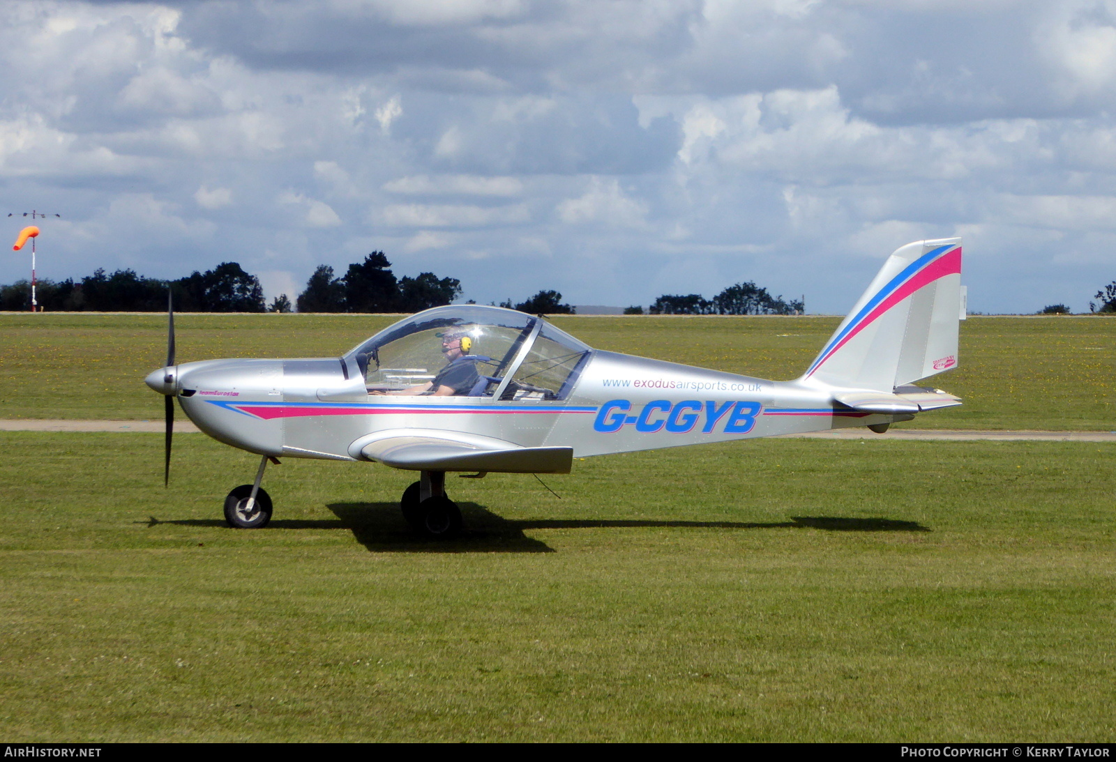 Aircraft Photo of G-CGYB | Cosmik EV-97 TeamEurostar UK | Exodus Airsports | AirHistory.net #646903