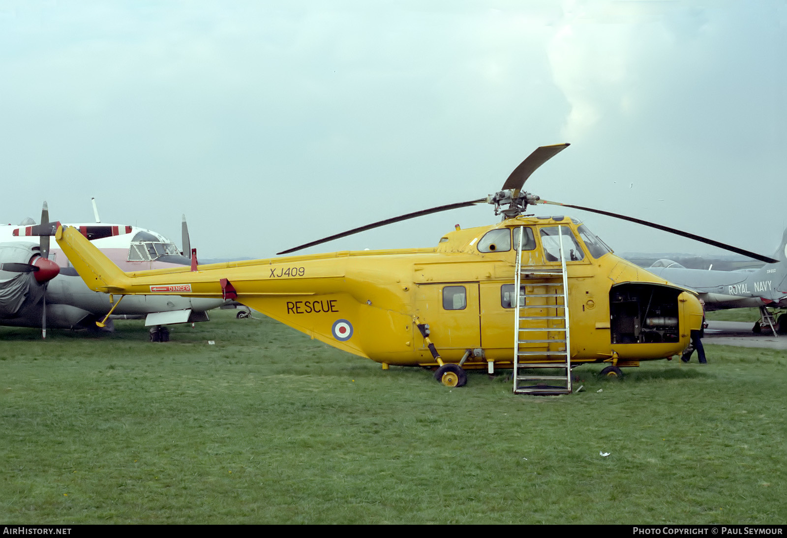 Aircraft Photo of XJ409 | Westland WS-55-3 Whirlwind HAR10 | UK - Air Force | AirHistory.net #646937