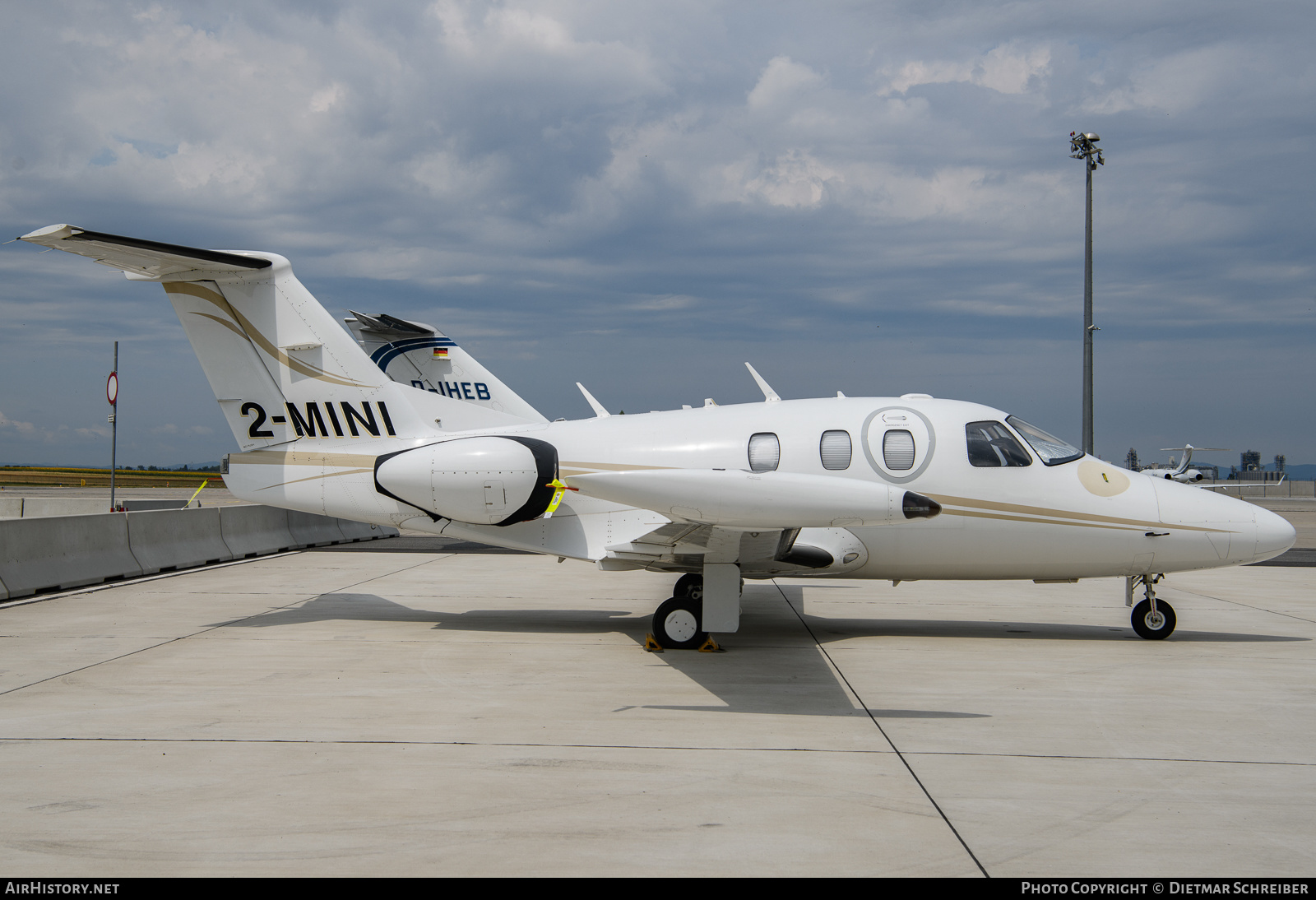 Aircraft Photo of 2-MINI | Eclipse 500 (EA500) | AirHistory.net #646956