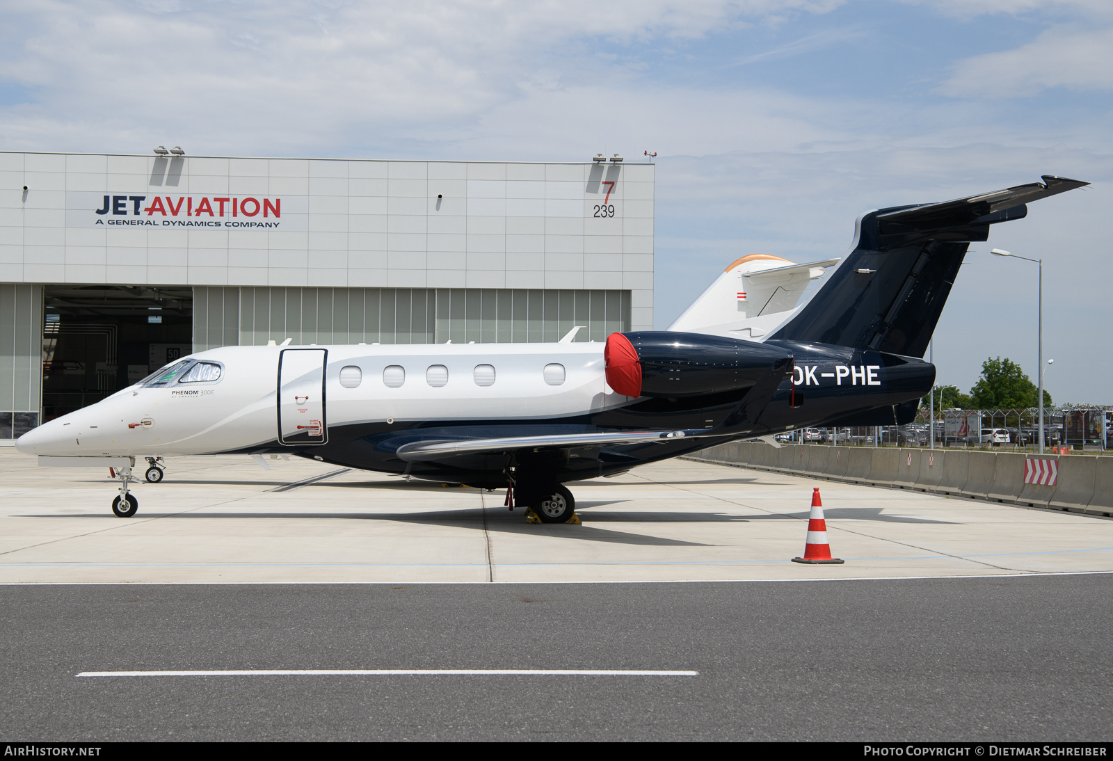 Aircraft Photo of OK-PHE | Embraer EMB-505 Phenom 300E | AirHistory.net #646969