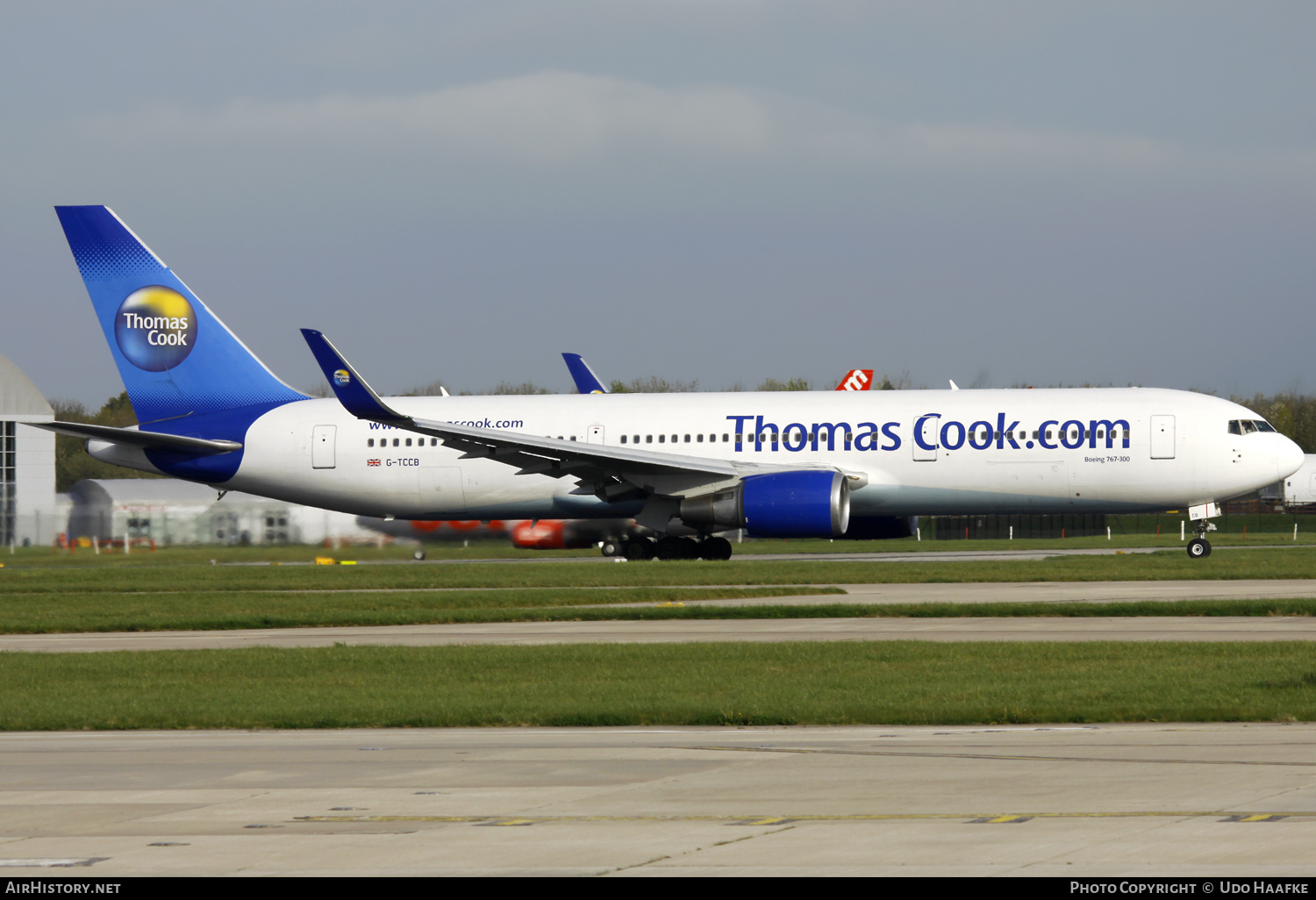 Aircraft Photo of G-TCCB | Boeing 767-31K/ER | Thomas Cook Airlines | AirHistory.net #647020