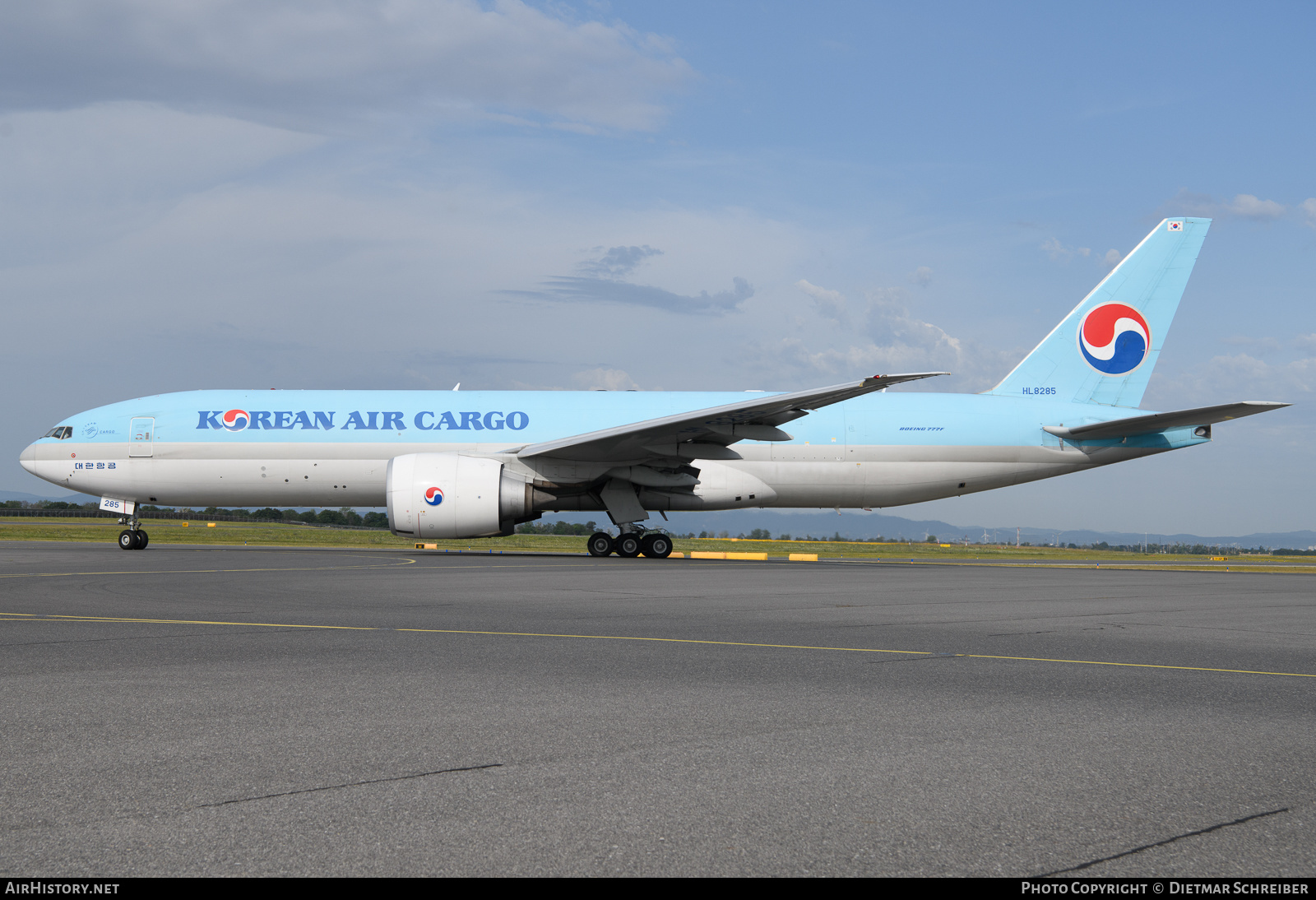 Aircraft Photo of HL8285 | Boeing 777-FB5 | Korean Air Cargo | AirHistory.net #647022