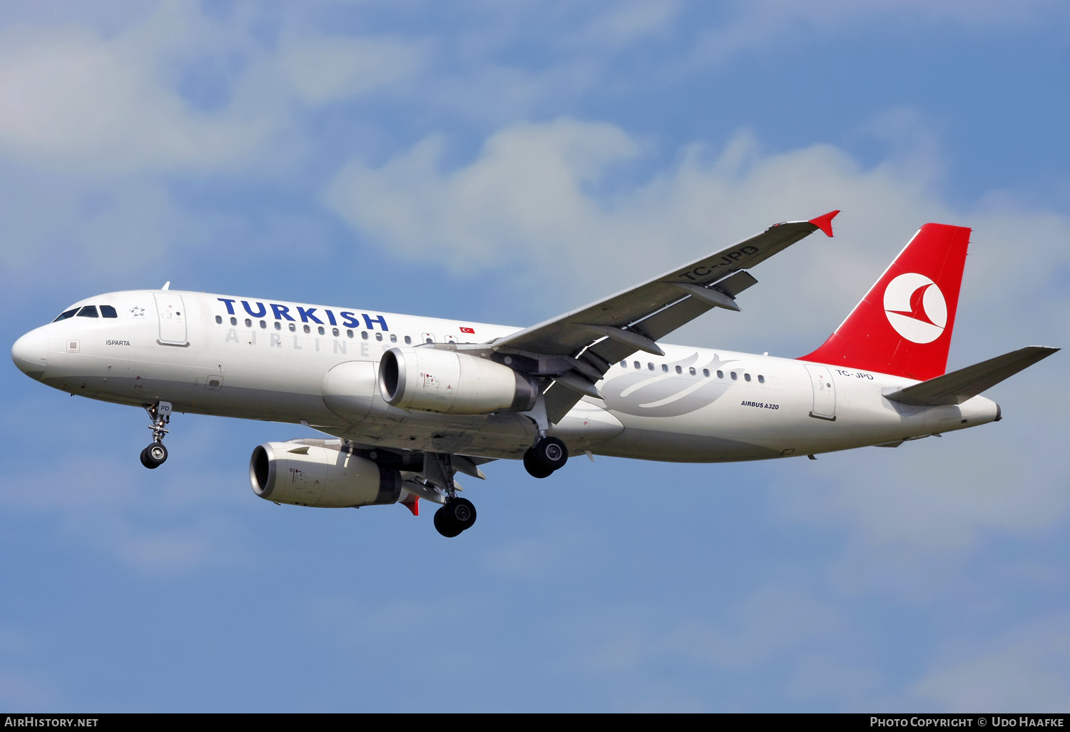 Aircraft Photo of TC-JPD | Airbus A320-232 | Turkish Airlines | AirHistory.net #647066