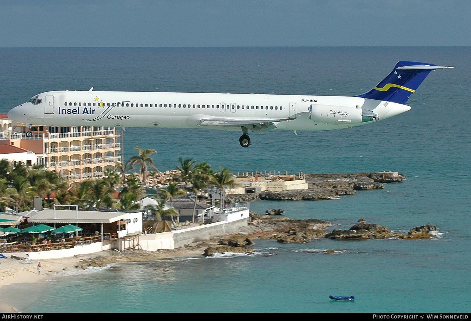 Aircraft Photo of PJ-MDA | McDonnell Douglas MD-83 (DC-9-83) | Insel Air | AirHistory.net #647092