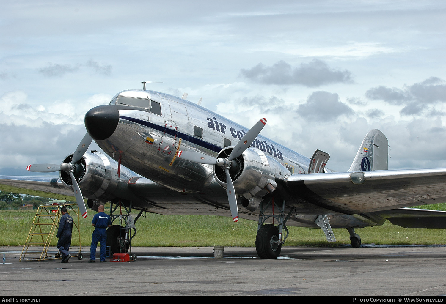 Aircraft Photo of HK-1175 | Douglas C-47A Skytrain | Air Colombia | AirHistory.net #647095