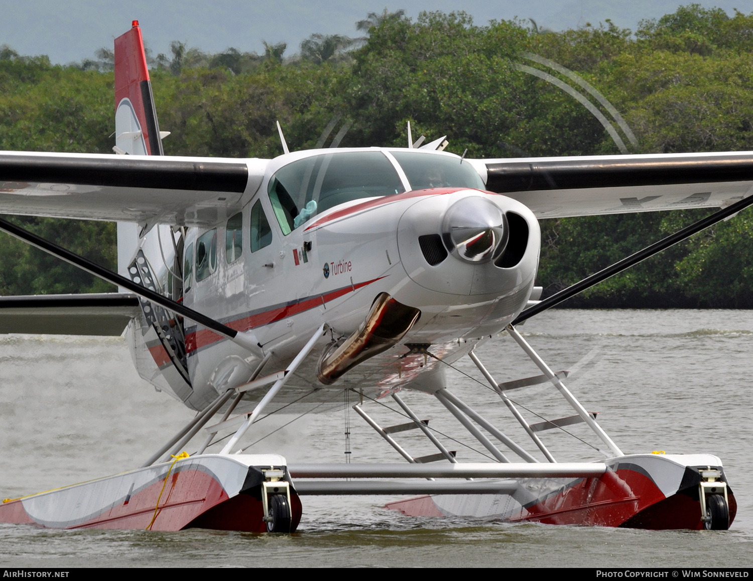 Aircraft Photo of XA-WET | Cessna 208 Caravan I | AirHistory.net #647116