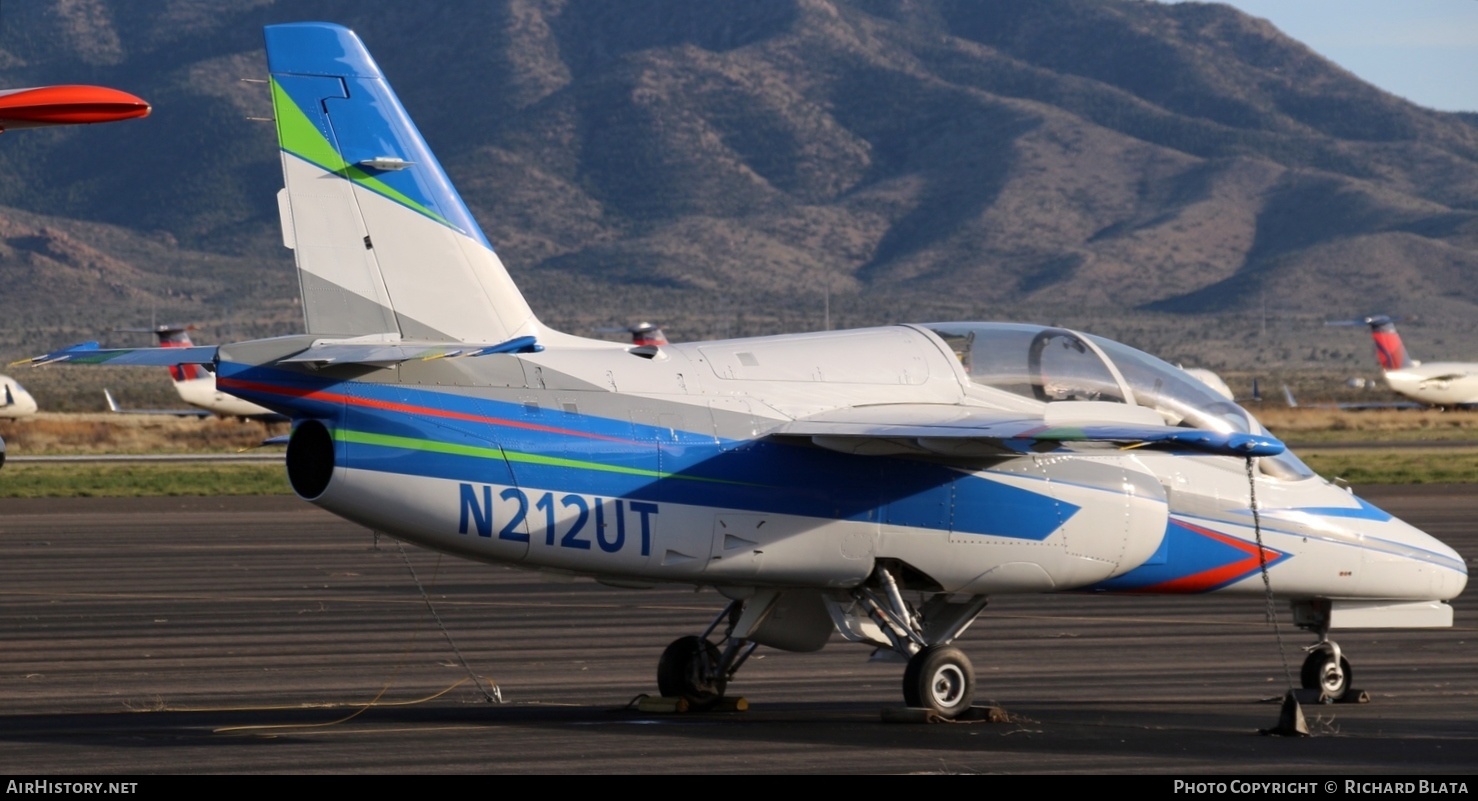 Aircraft Photo of N212UT | SIAI-Marchetti S-211 | AirHistory.net #647162