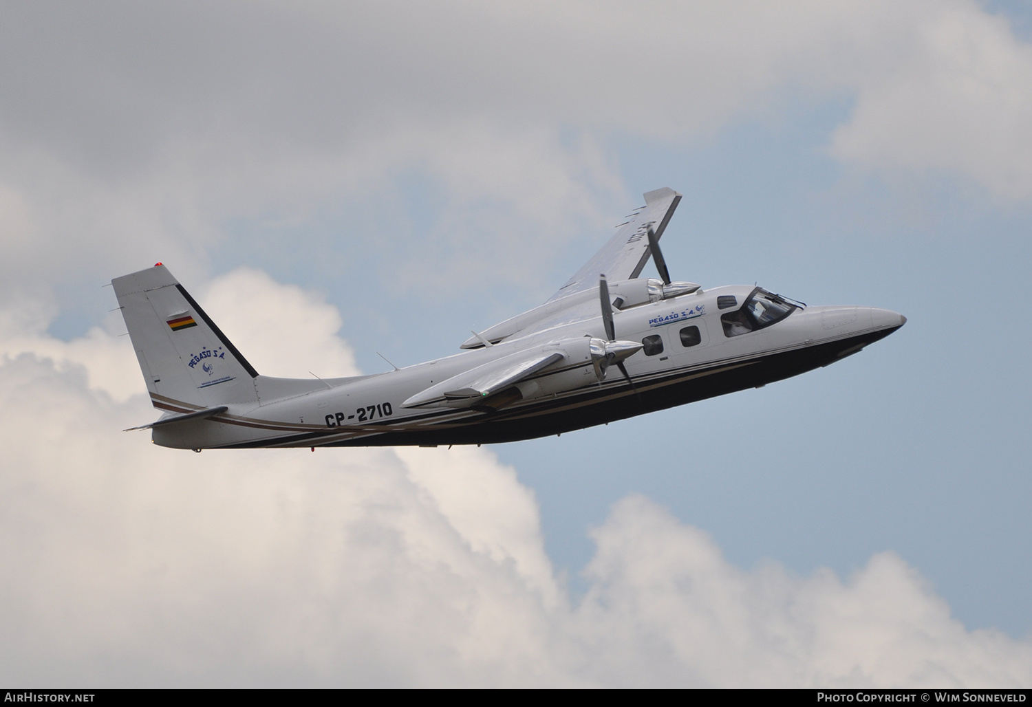 Aircraft Photo of CP-2710 | Gulfstream Aerospace 690D Jetprop 900 | Pegaso | AirHistory.net #647206