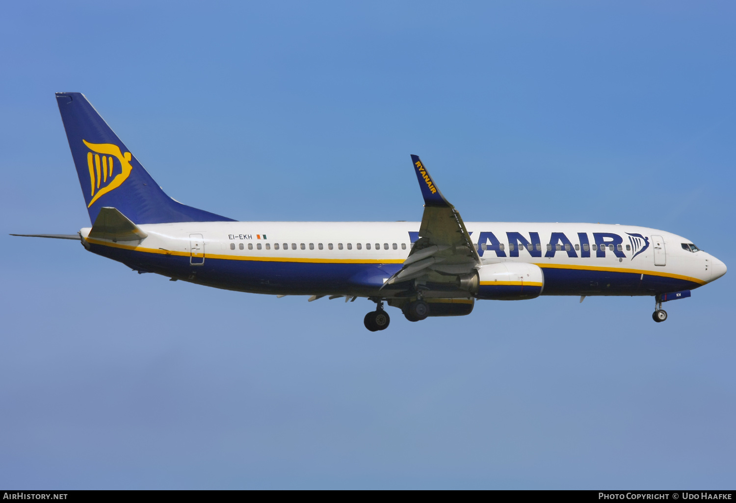 Aircraft Photo of EI-EKH | Boeing 737-8AS | Ryanair | AirHistory.net #647220