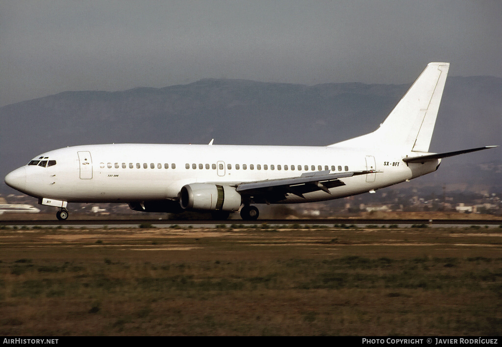 Aircraft Photo of SX-BFT | Boeing 737-3Q8 | AirHistory.net #647261