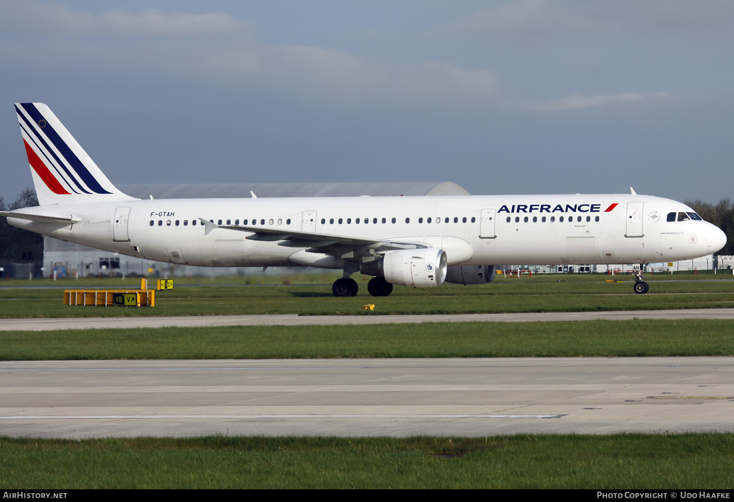 Aircraft Photo of F-GTAH | Airbus A321-212 | Air France | AirHistory.net #647274