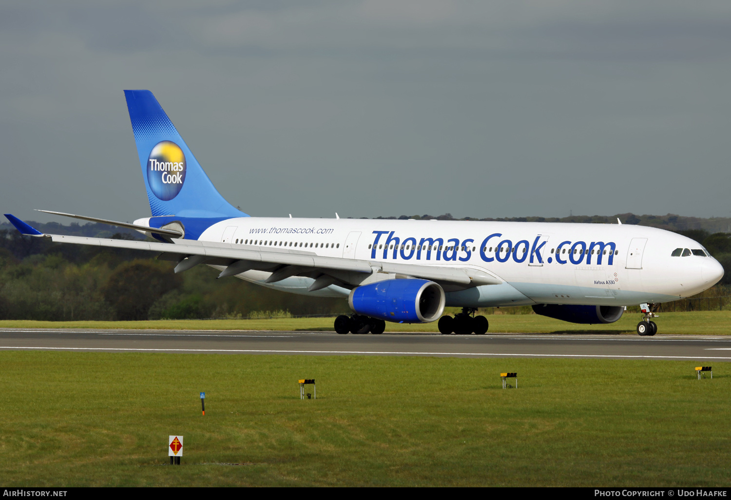 Aircraft Photo of G-MLJL | Airbus A330-243 | Thomas Cook Airlines | AirHistory.net #647278
