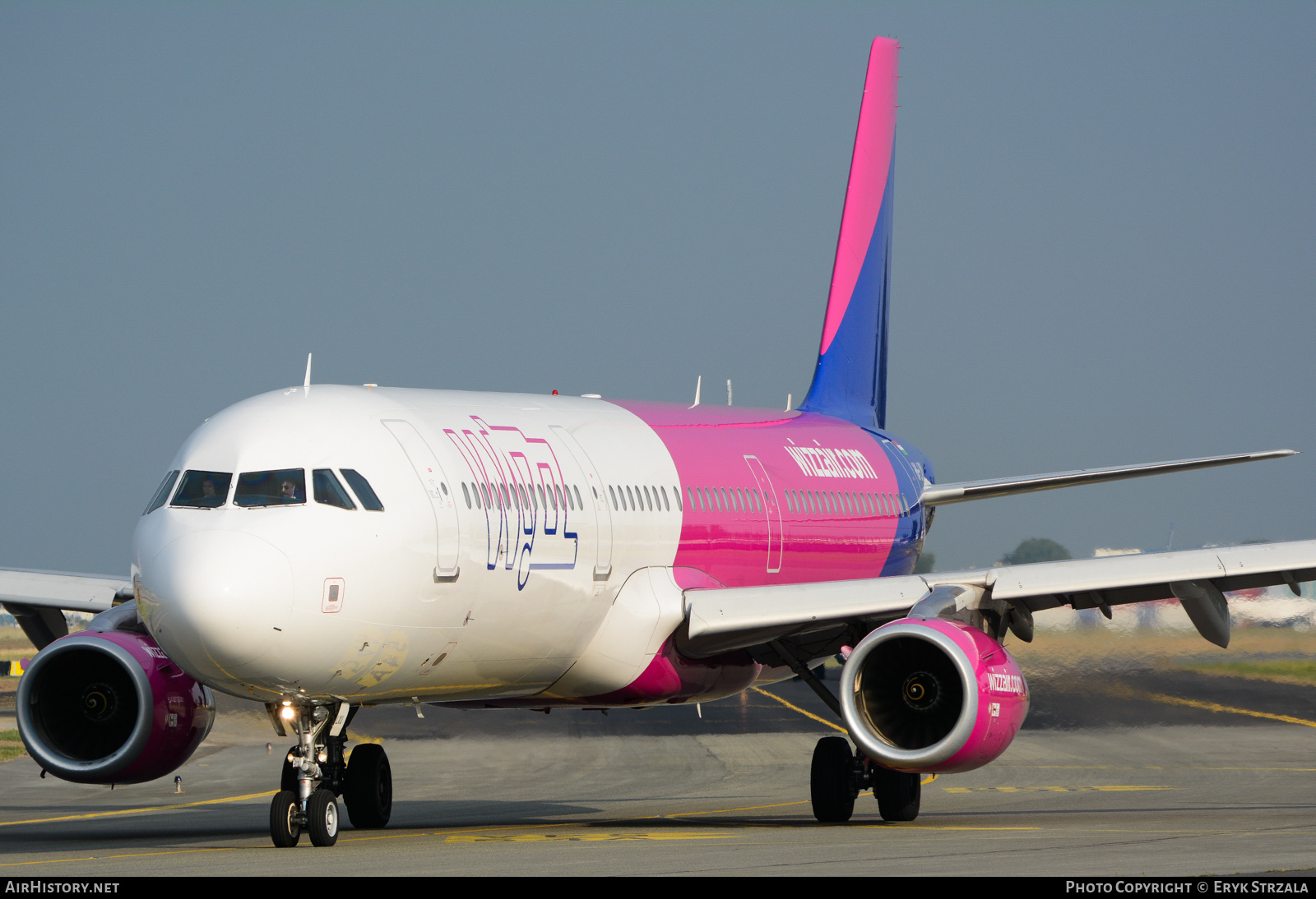 Aircraft Photo of HA-LXU | Airbus A321-231 | Wizz Air | AirHistory.net #647280