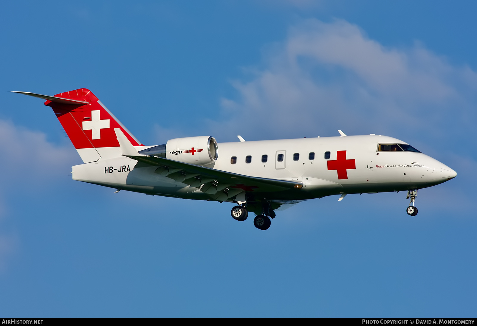 Aircraft Photo of HB-JRA | Bombardier Challenger 604 (CL-600-2B16) | REGA - Swiss Air Ambulance | AirHistory.net #647292