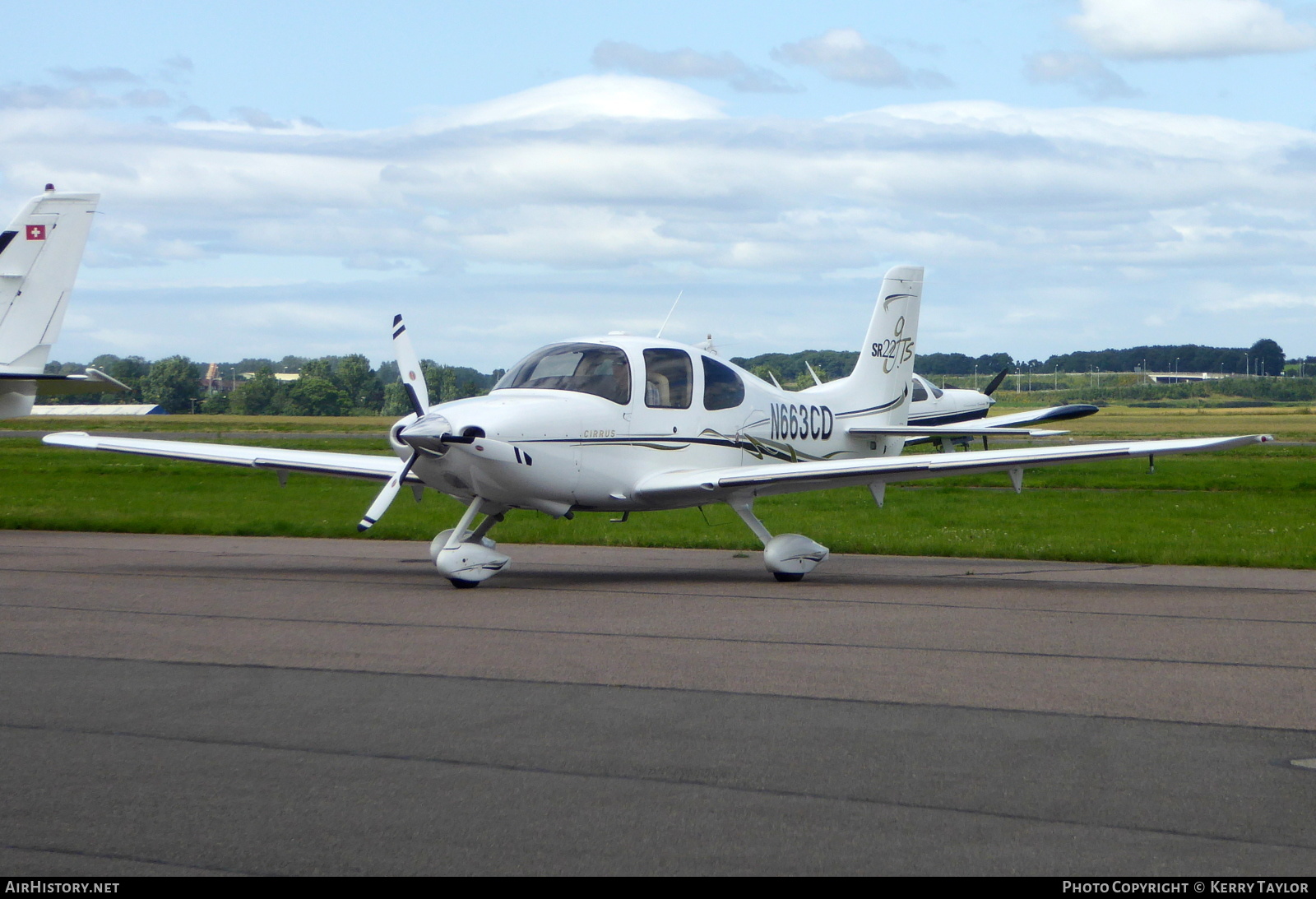 Aircraft Photo of N663CD | Cirrus SR-22 G2-GTS | AirHistory.net #647336