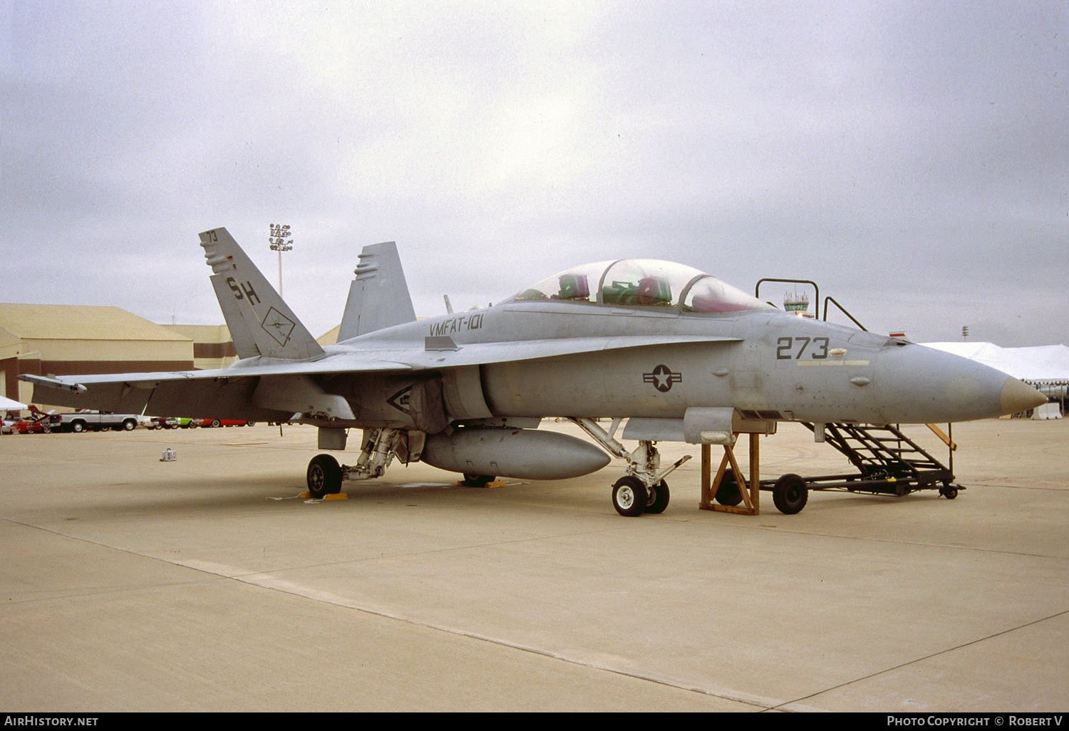 Aircraft Photo of 164224 | McDonnell Douglas F/A-18D Hornet | USA - Marines | AirHistory.net #647348