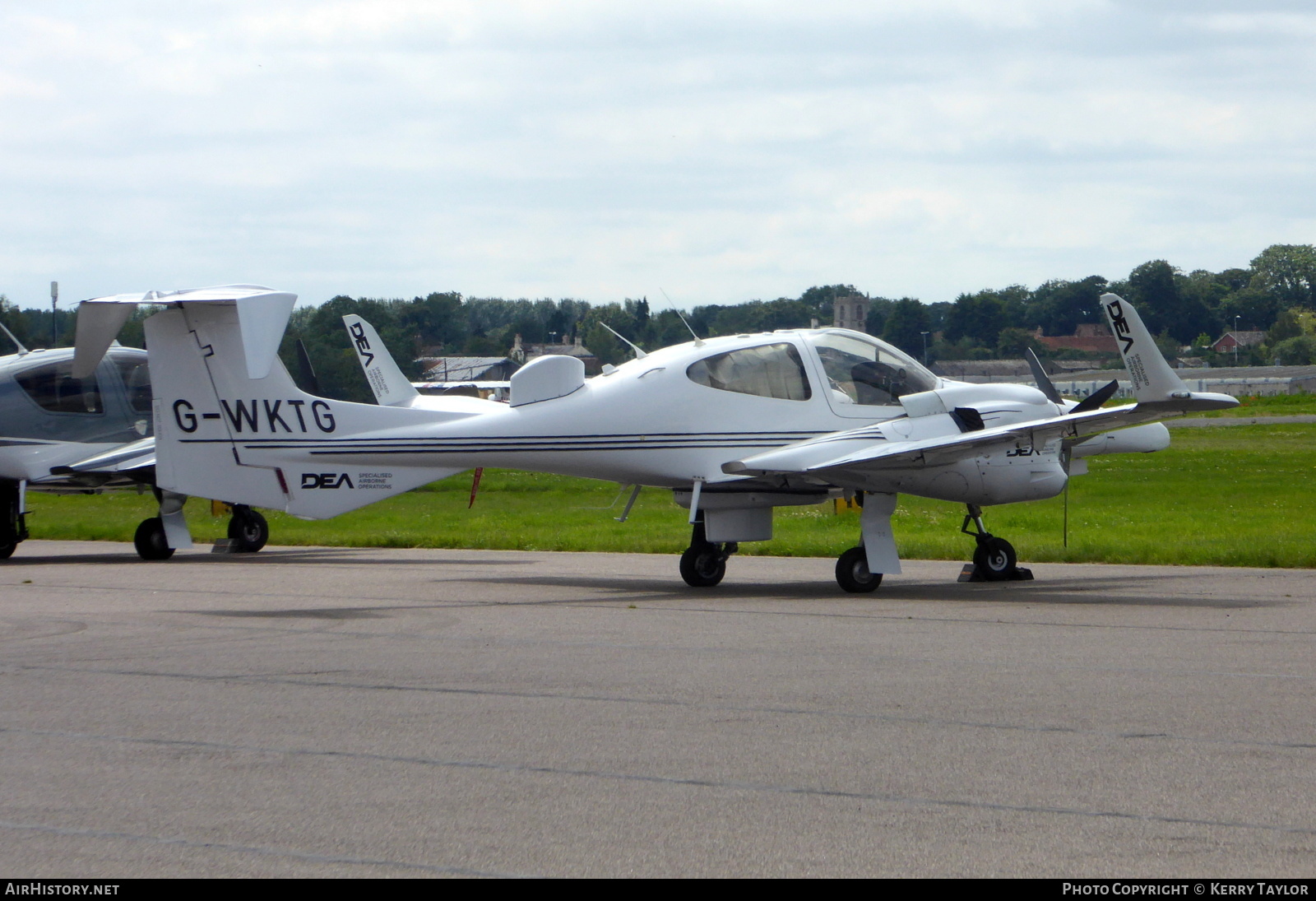 Aircraft Photo of G-WKTG | Diamond DA42 M-NG | DEA Specialised Airborne Operations | AirHistory.net #647368