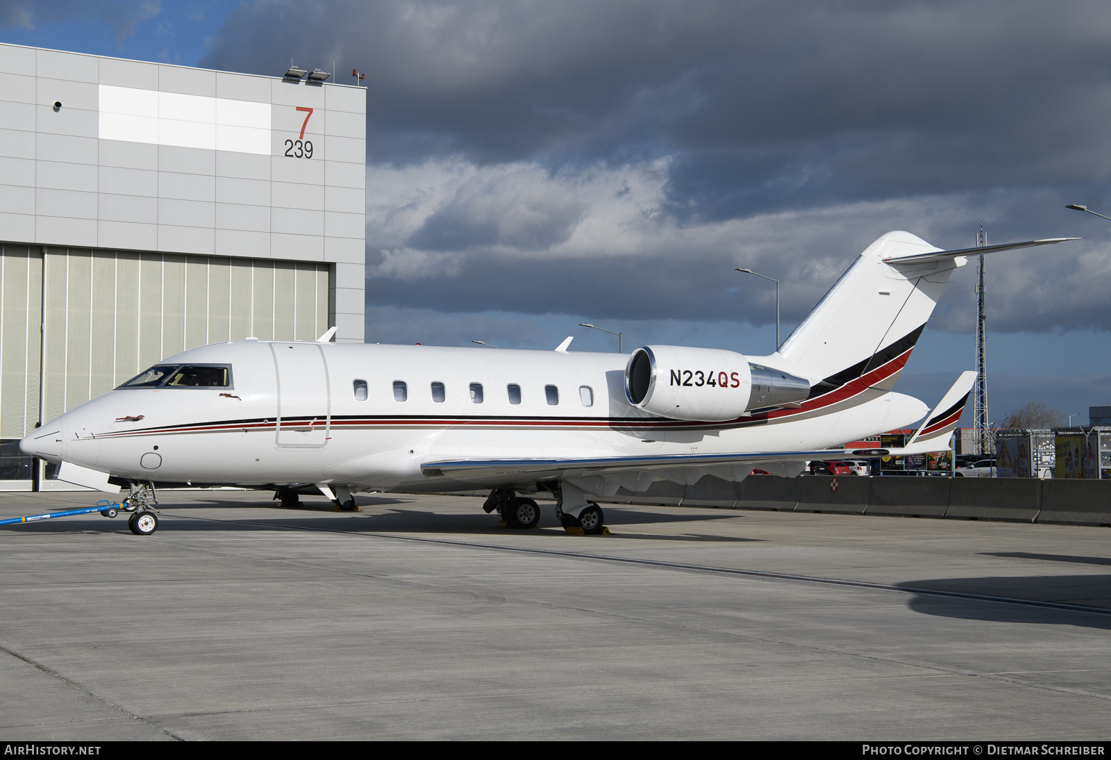 Aircraft Photo of N234QS | Bombardier Challenger 650 (CL-600-2B16) | AirHistory.net #647422