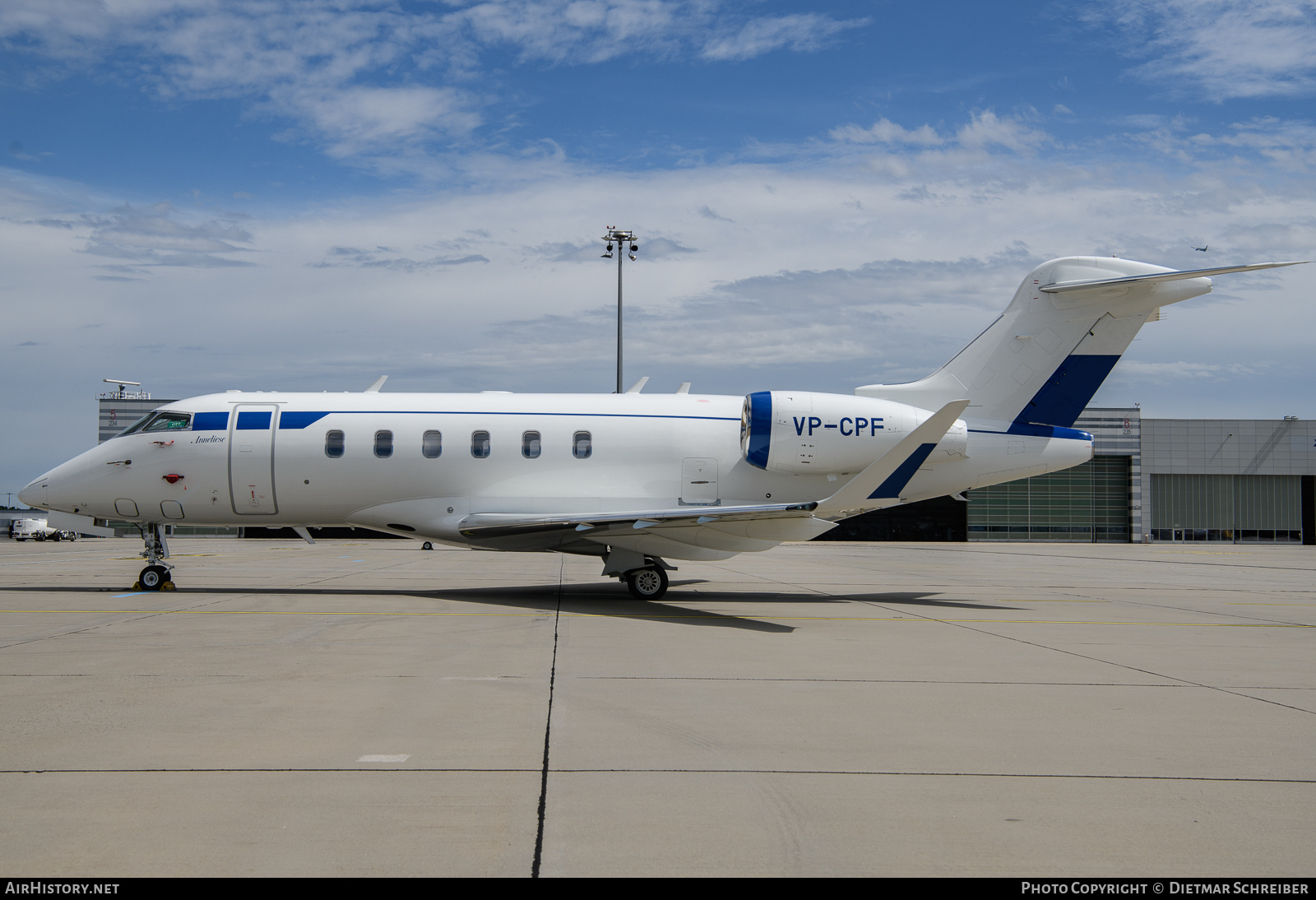 Aircraft Photo of VP-CPF | Bombardier Challenger 300 (BD-100-1A10) | AirHistory.net #647428