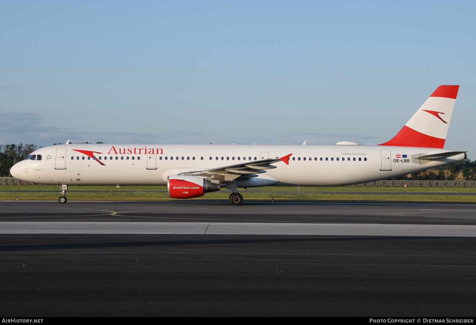 Aircraft Photo of OE-LBB | Airbus A321-111 | Austrian Airlines | AirHistory.net #647489
