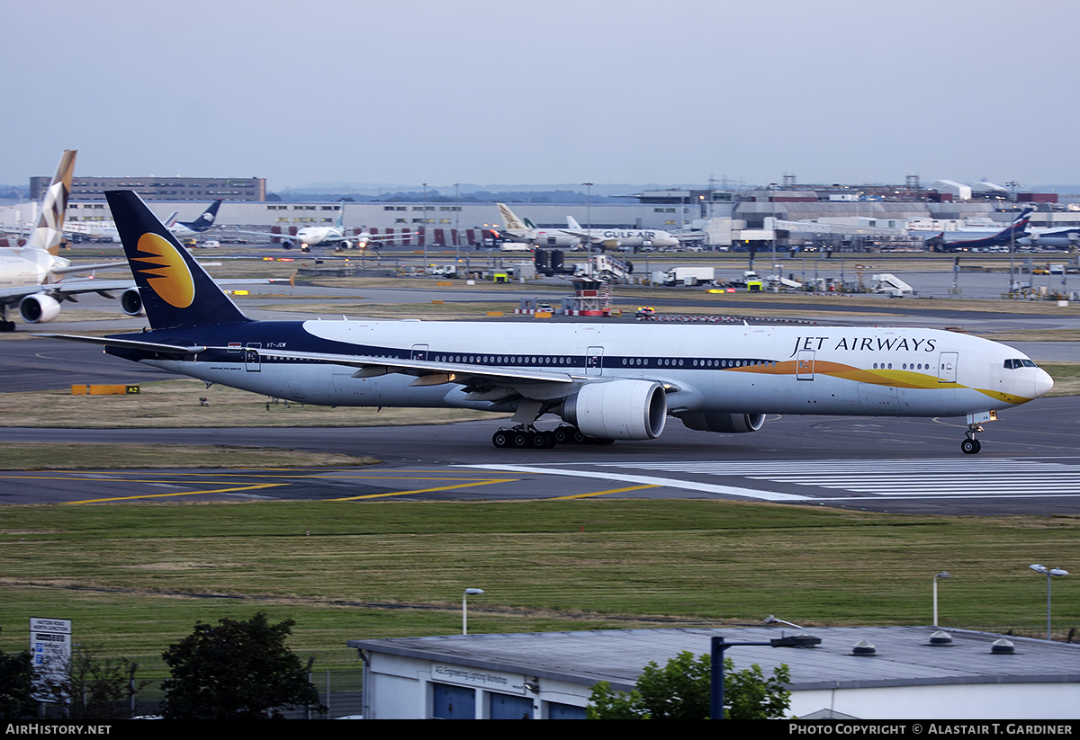 Aircraft Photo of VT-JEW | Boeing 777-35R/ER | Jet Airways | AirHistory.net #647494