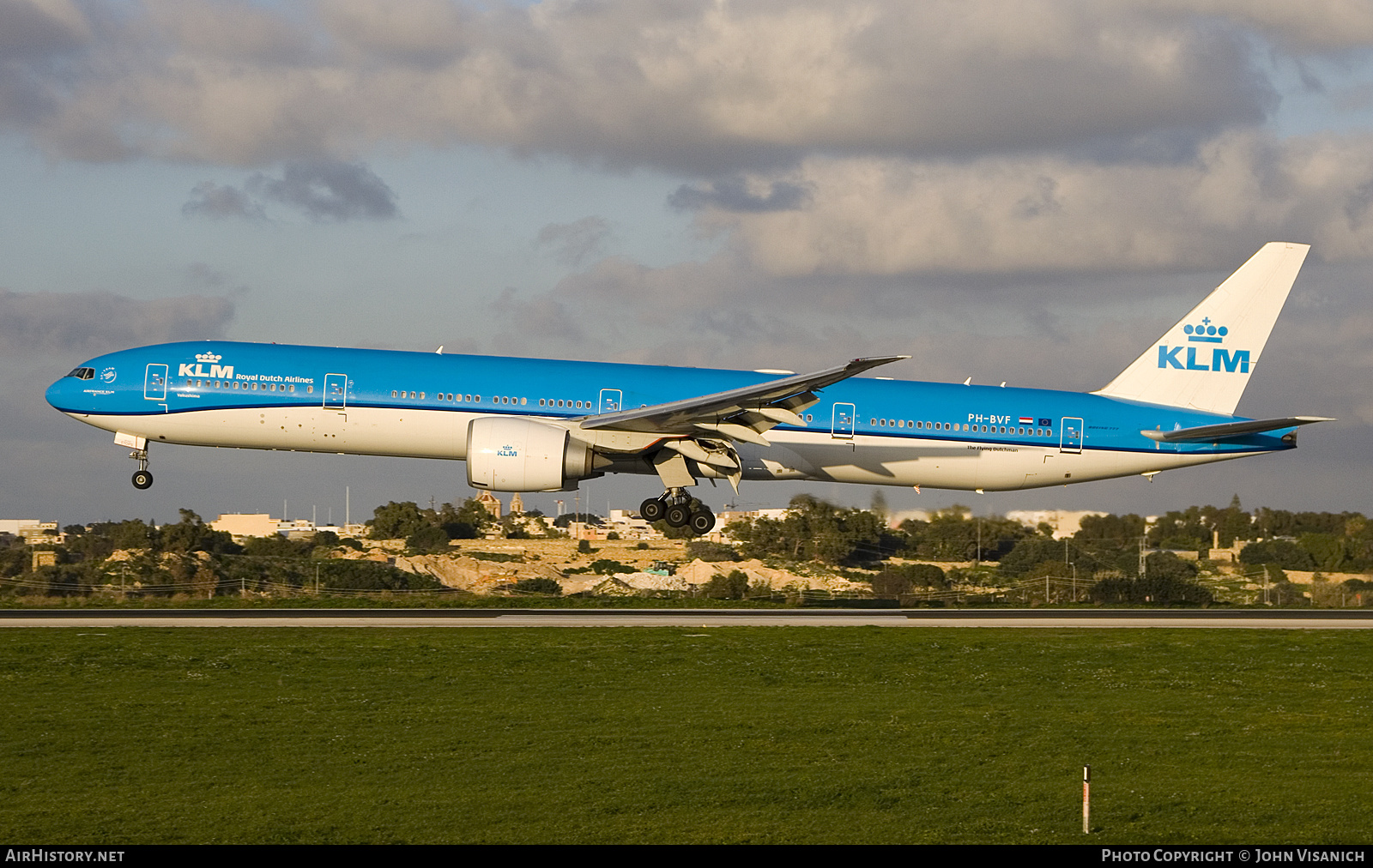 Aircraft Photo of PH-BVF | Boeing 777-306/ER | KLM - Royal Dutch Airlines | AirHistory.net #647549