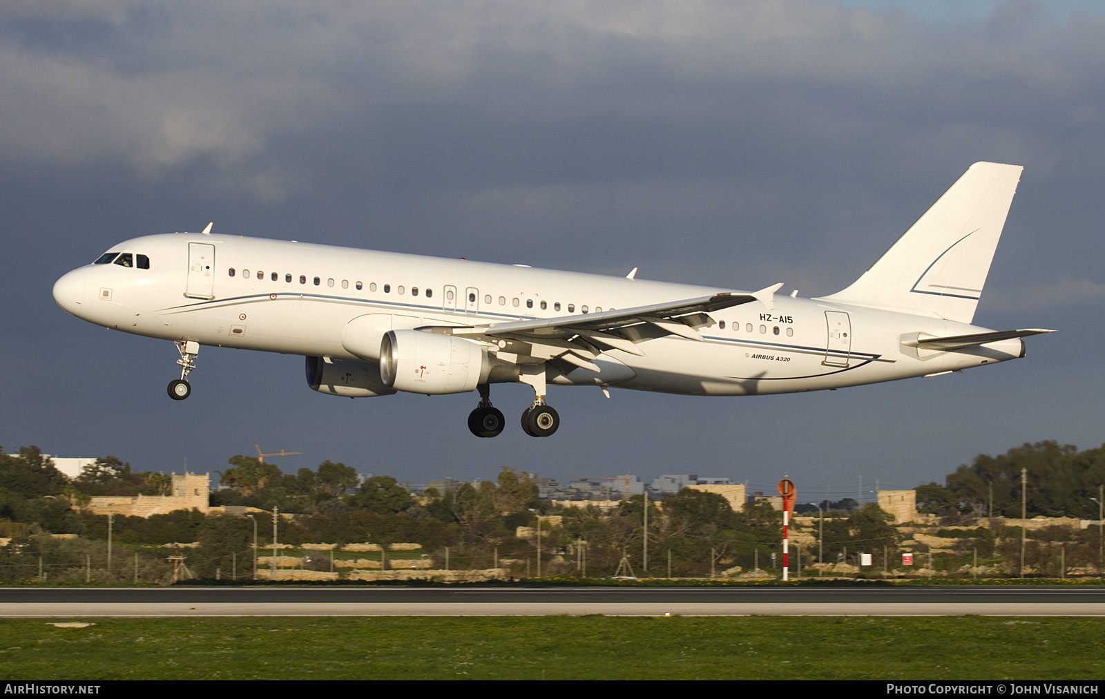 Aircraft Photo of HZ-A15 | Airbus ACJ320 (A320-214/CJ) | AirHistory.net #647557