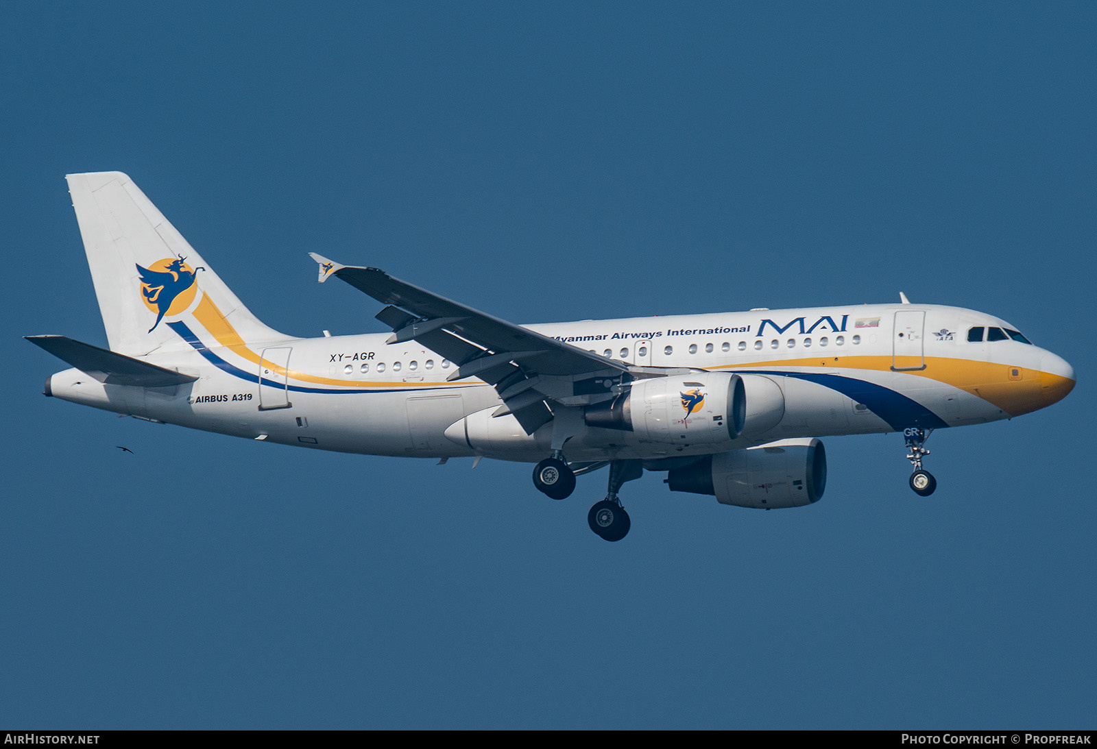 Aircraft Photo of XY-AGR | Airbus A319-112 | Myanmar Airways International - MAI | AirHistory.net #647611