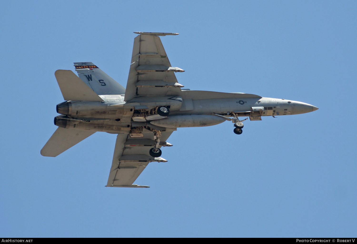 Aircraft Photo of 164877 | McDonnell Douglas F/A-18C Hornet | USA - Navy | AirHistory.net #647637