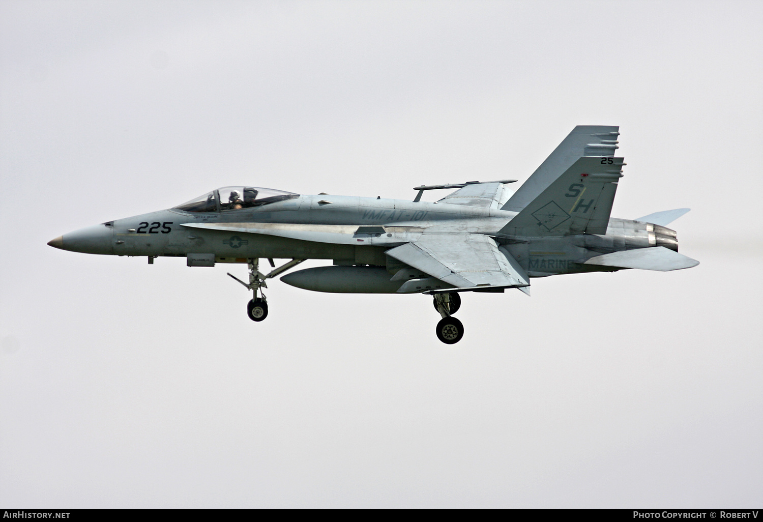 Aircraft Photo of 163505 | McDonnell Douglas F/A-18C Hornet | USA - Marines | AirHistory.net #647653