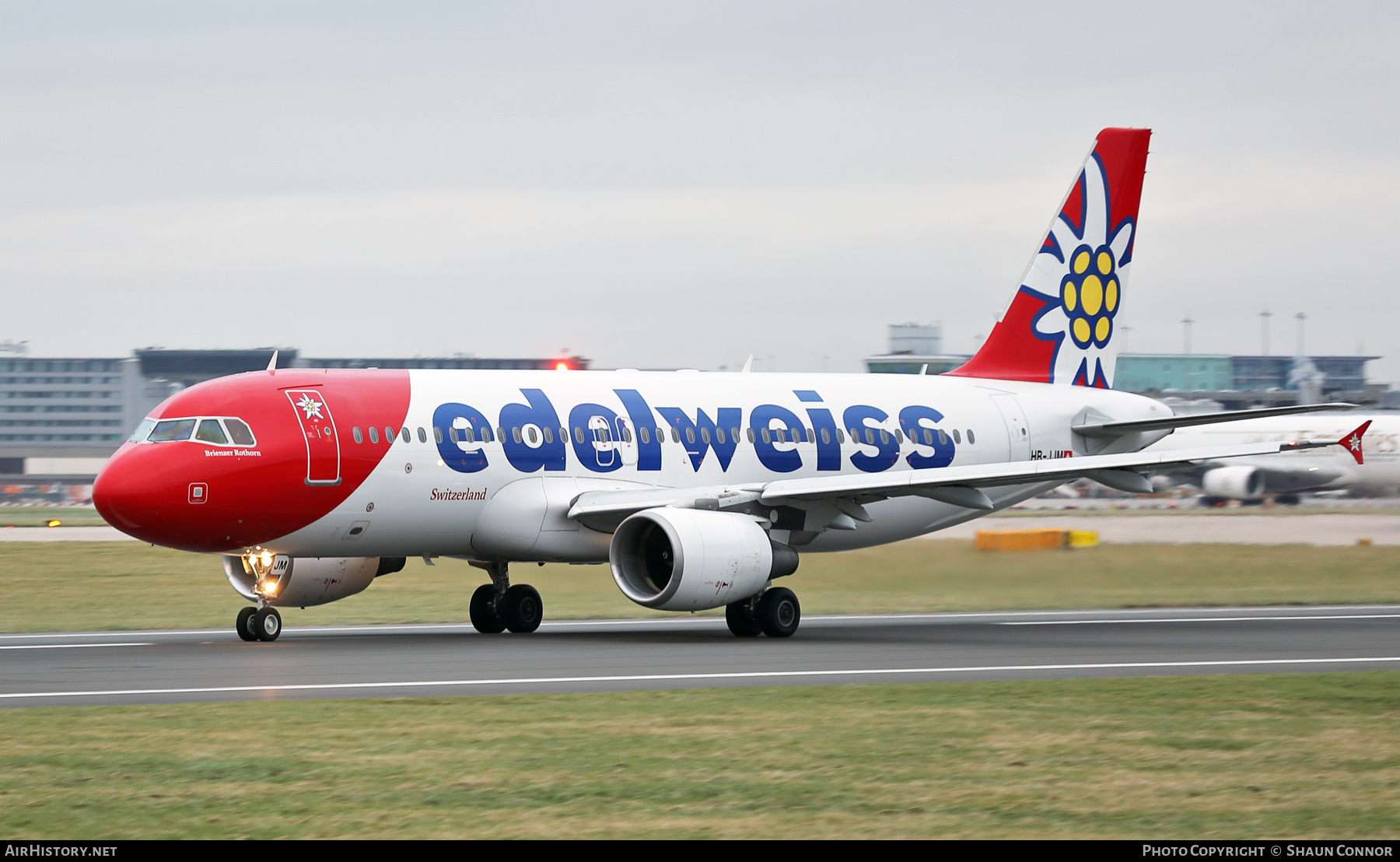 Aircraft Photo of HB-JJM | Airbus A320-214 | Edelweiss Air | AirHistory.net #647660